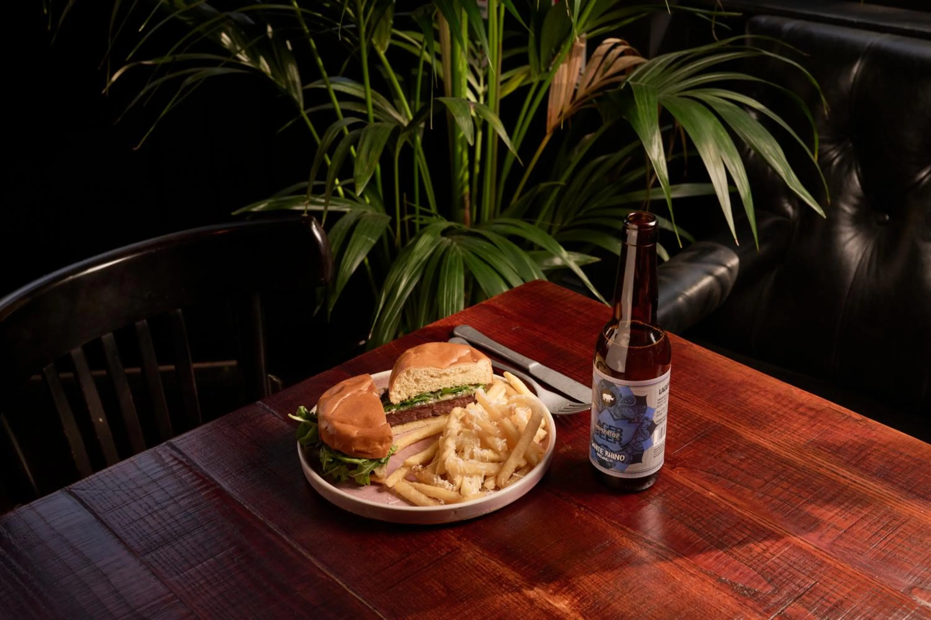 THE KNIGHT OF NOTTINGHILL