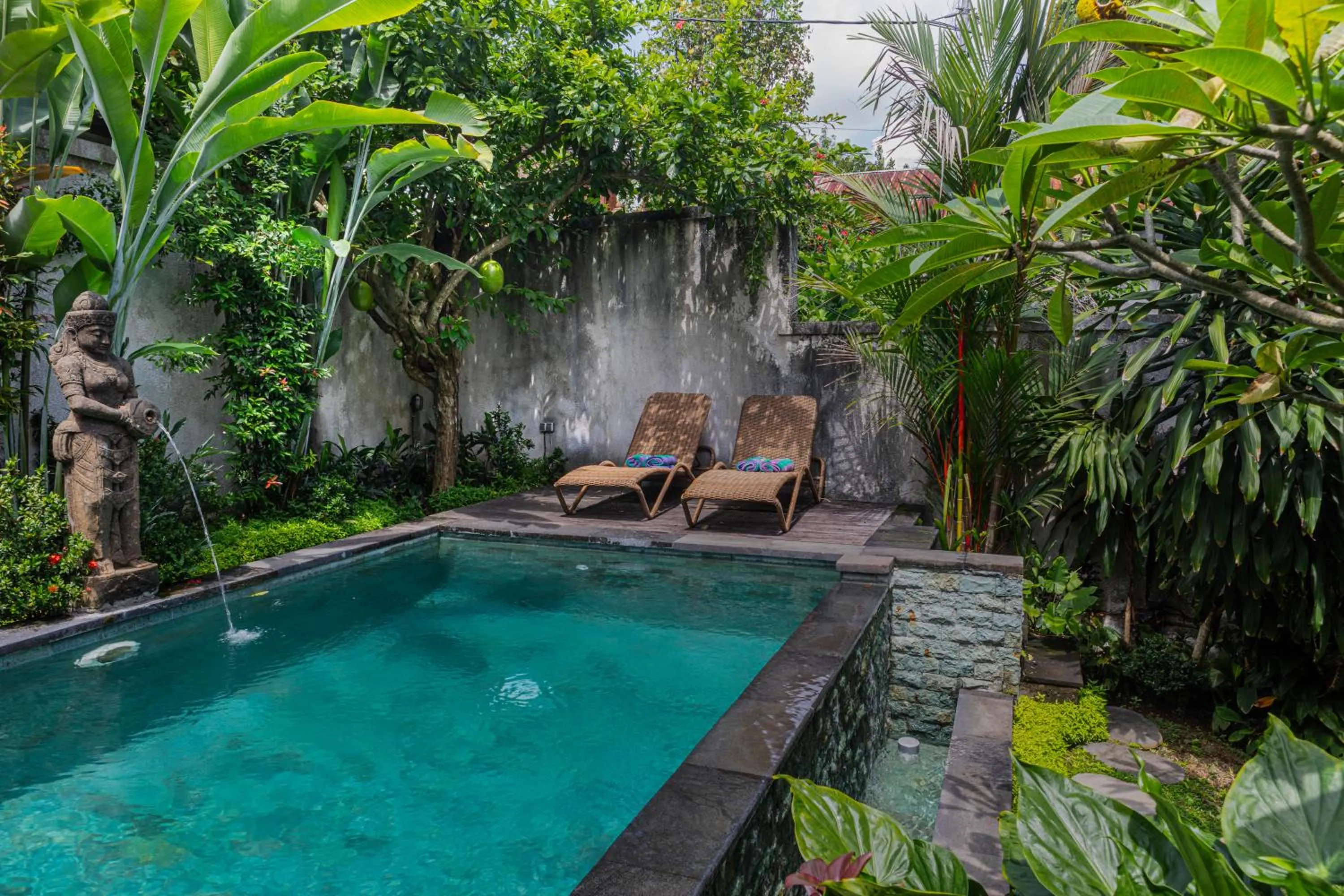 Pool view in Sari Bamboo Villas