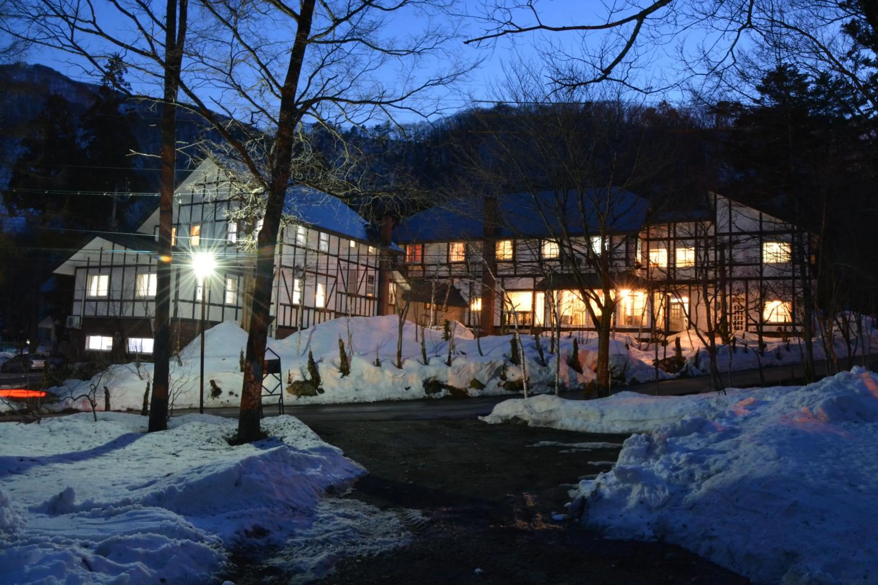 Property building in Hotel Sejour Mint in Hakuba