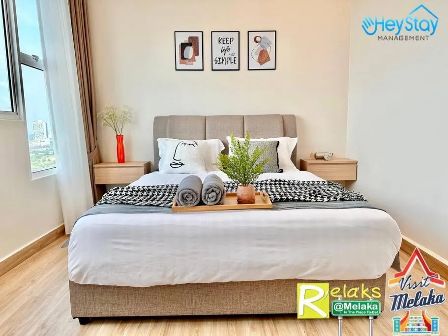 Bed in Amber Cove Impression City By Heystay Management