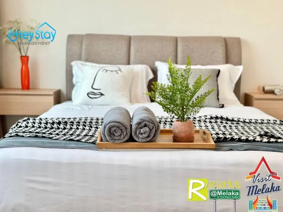 Bed in Amber Cove Impression City By Heystay Management