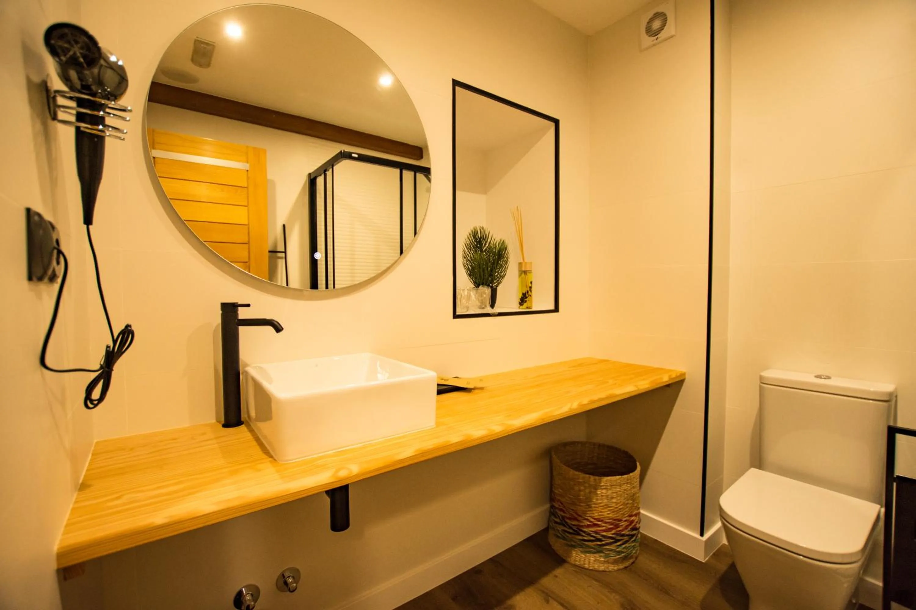 Bathroom in hostal Nomade Santiago