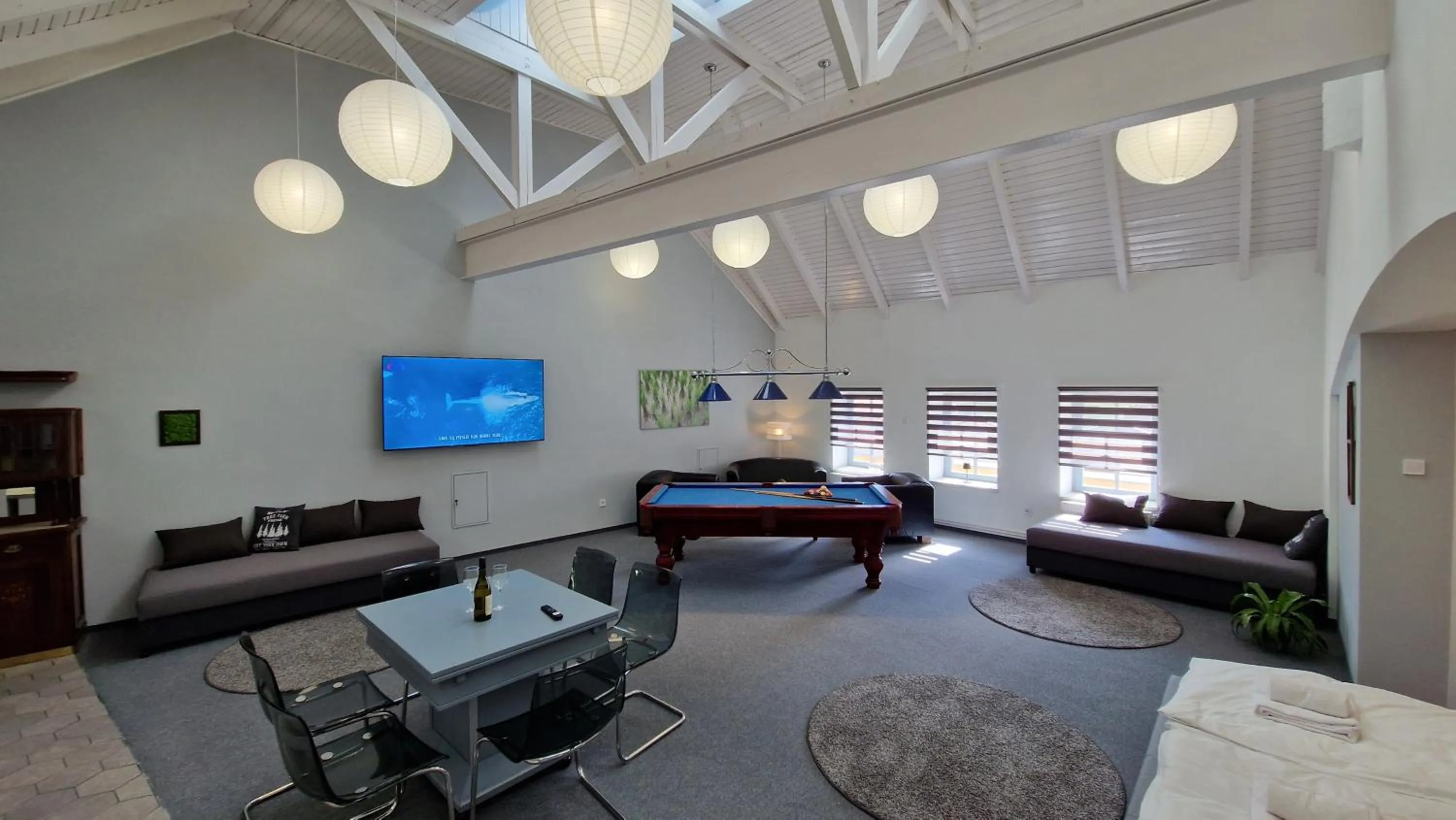 Bed in Red Lion Pub & Apartments Szentendre