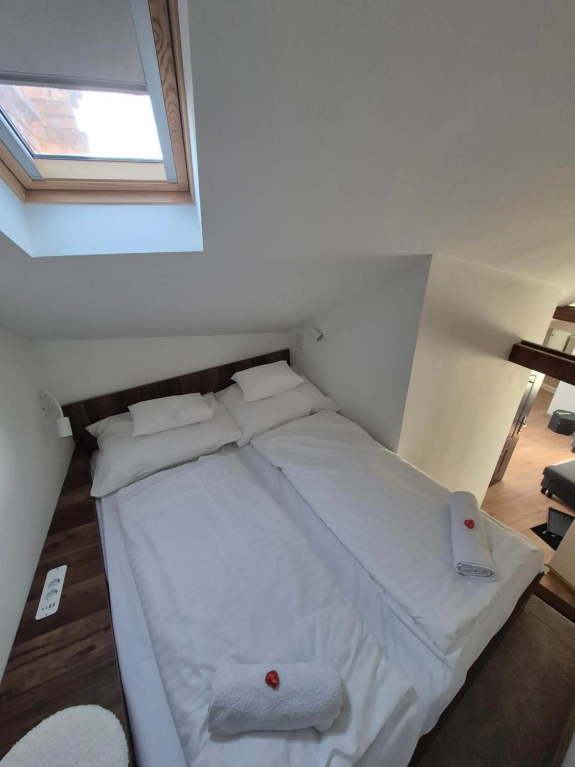 Bed in Red Lion Pub & Apartments Szentendre