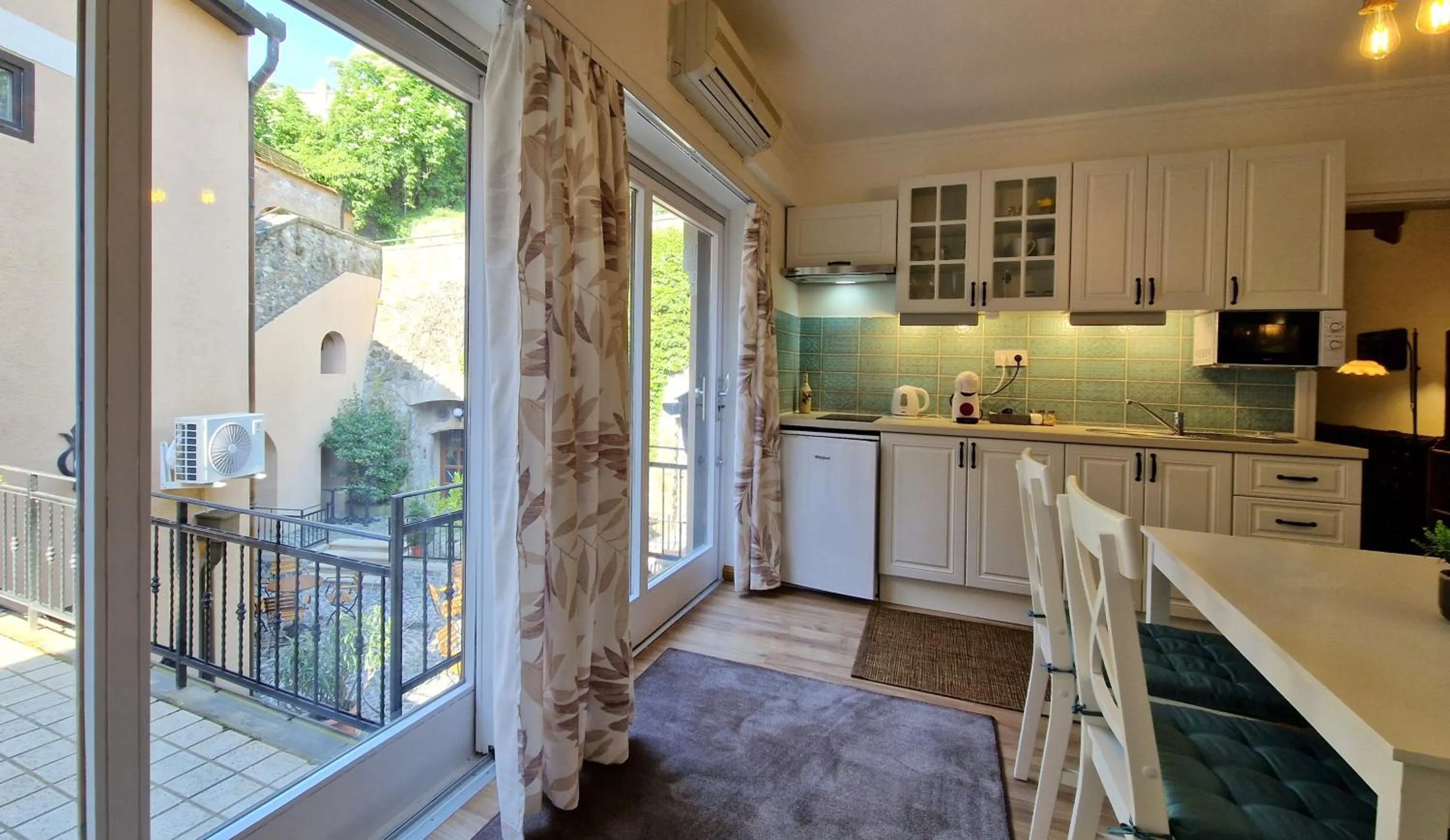 Red Lion Pub & Apartments Szentendre