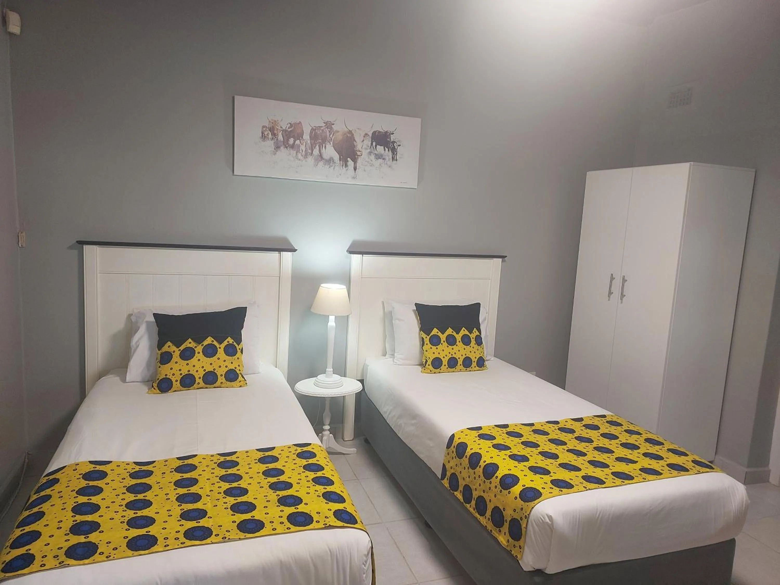 Bed in Fairway Guest Lodge