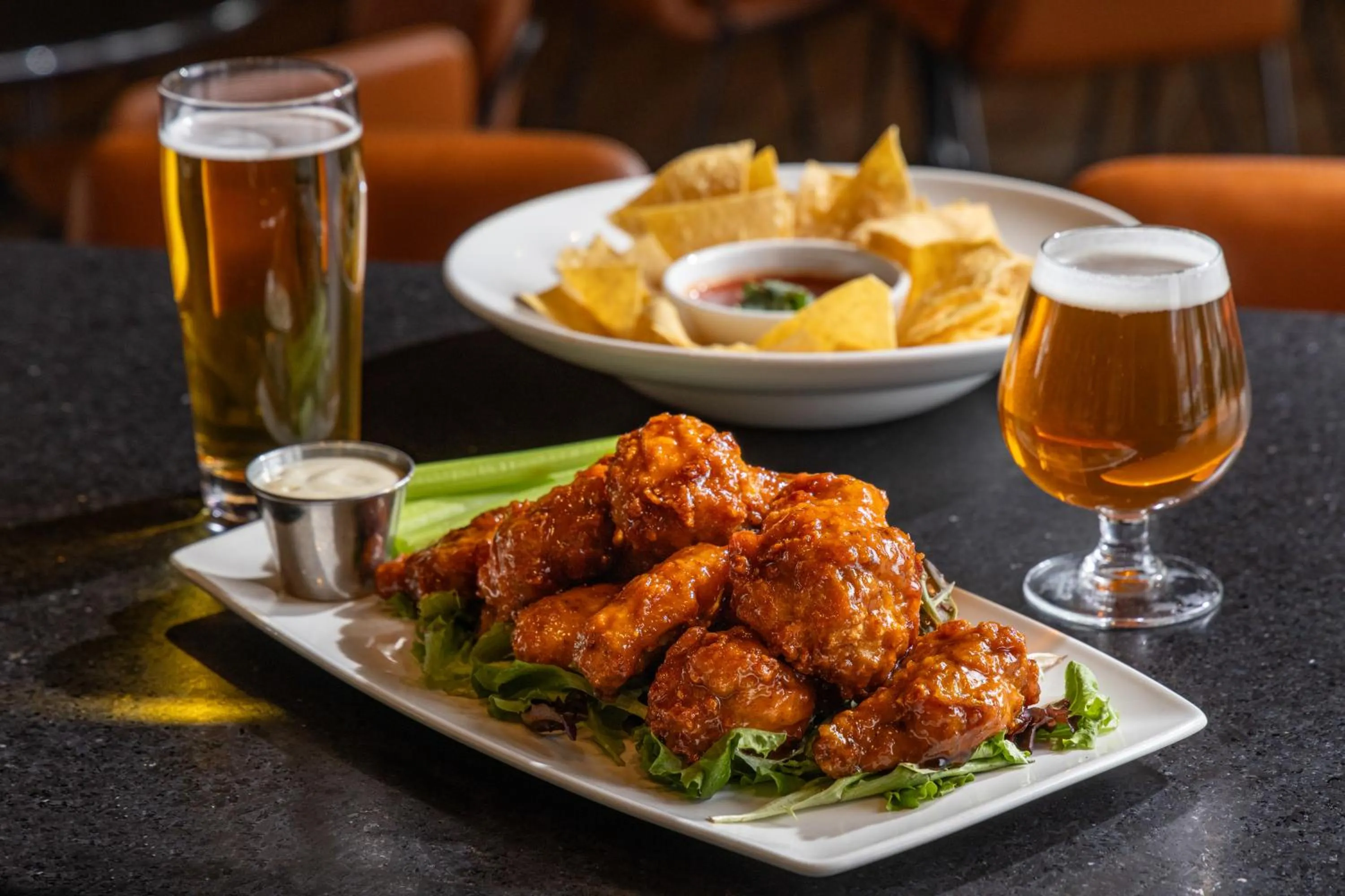 Restaurant/places to eat in The H Hotel