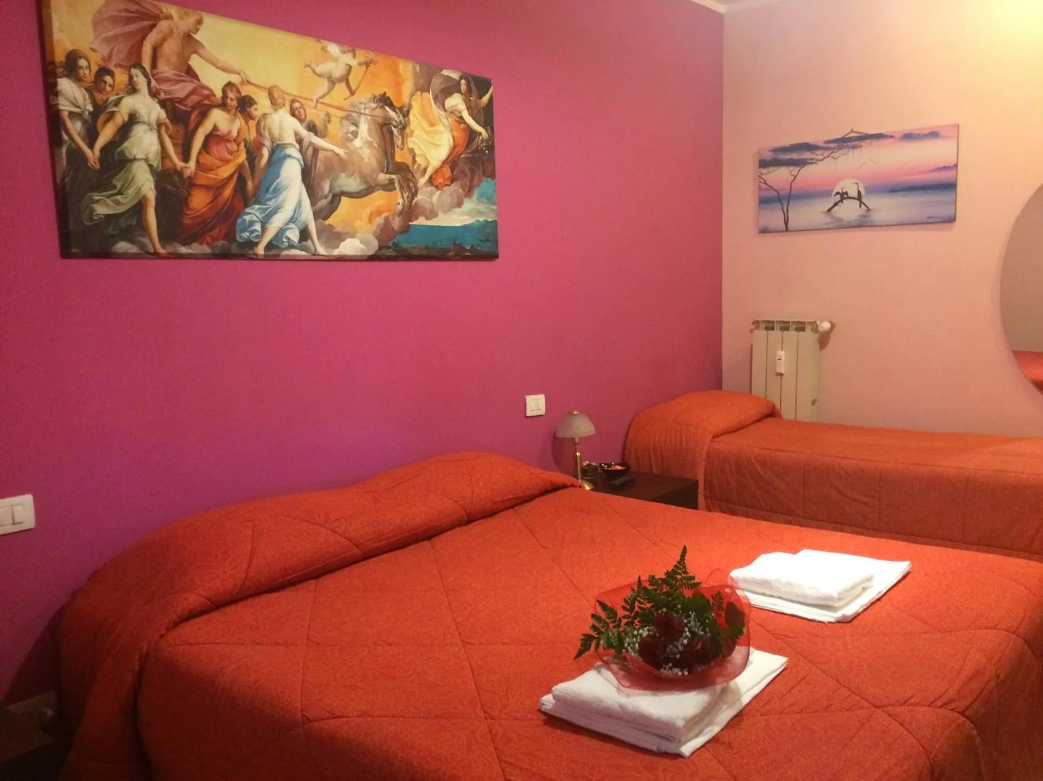 Toilet, Bed in Alenic