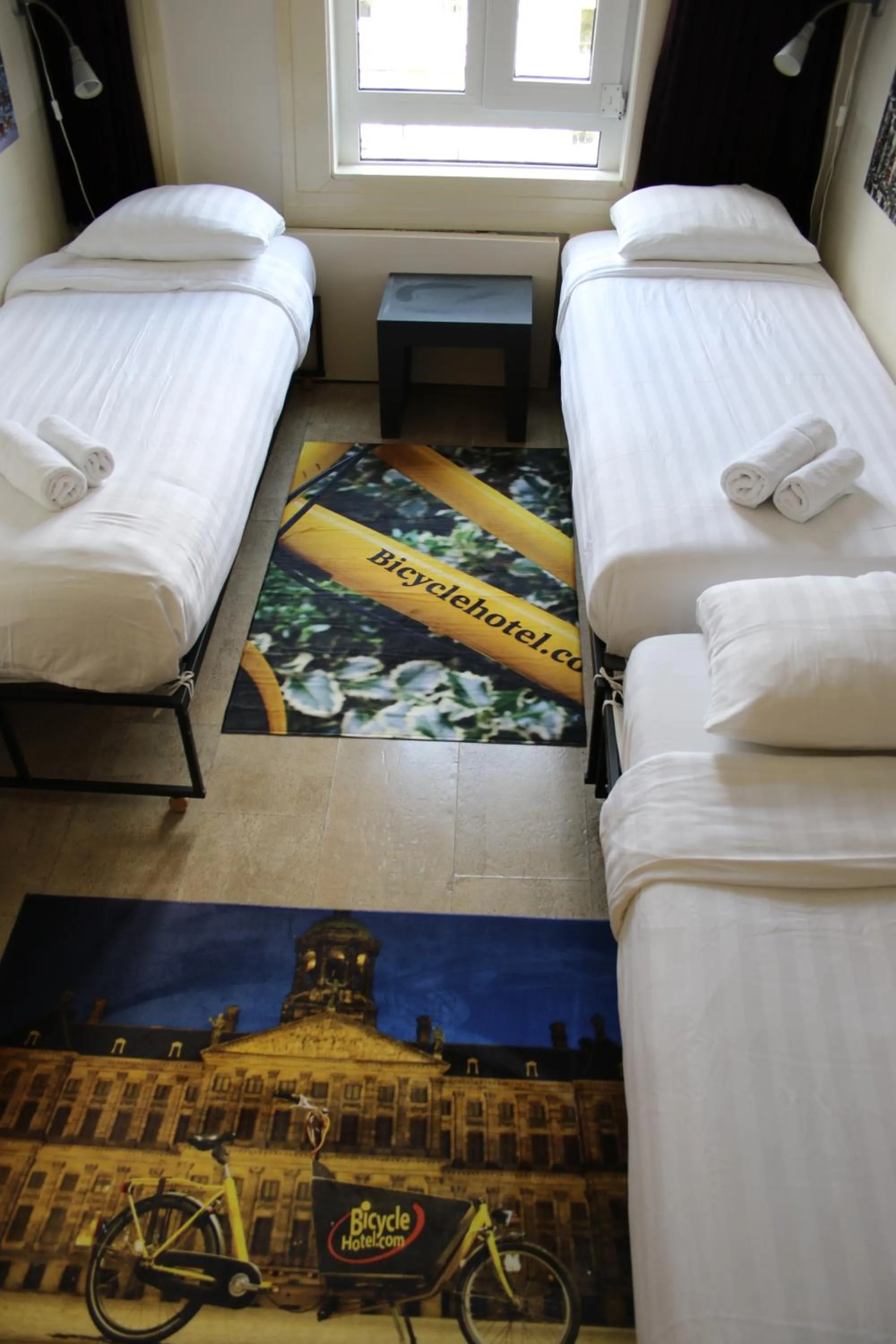 Bed in Bicycle Hotel Amsterdam