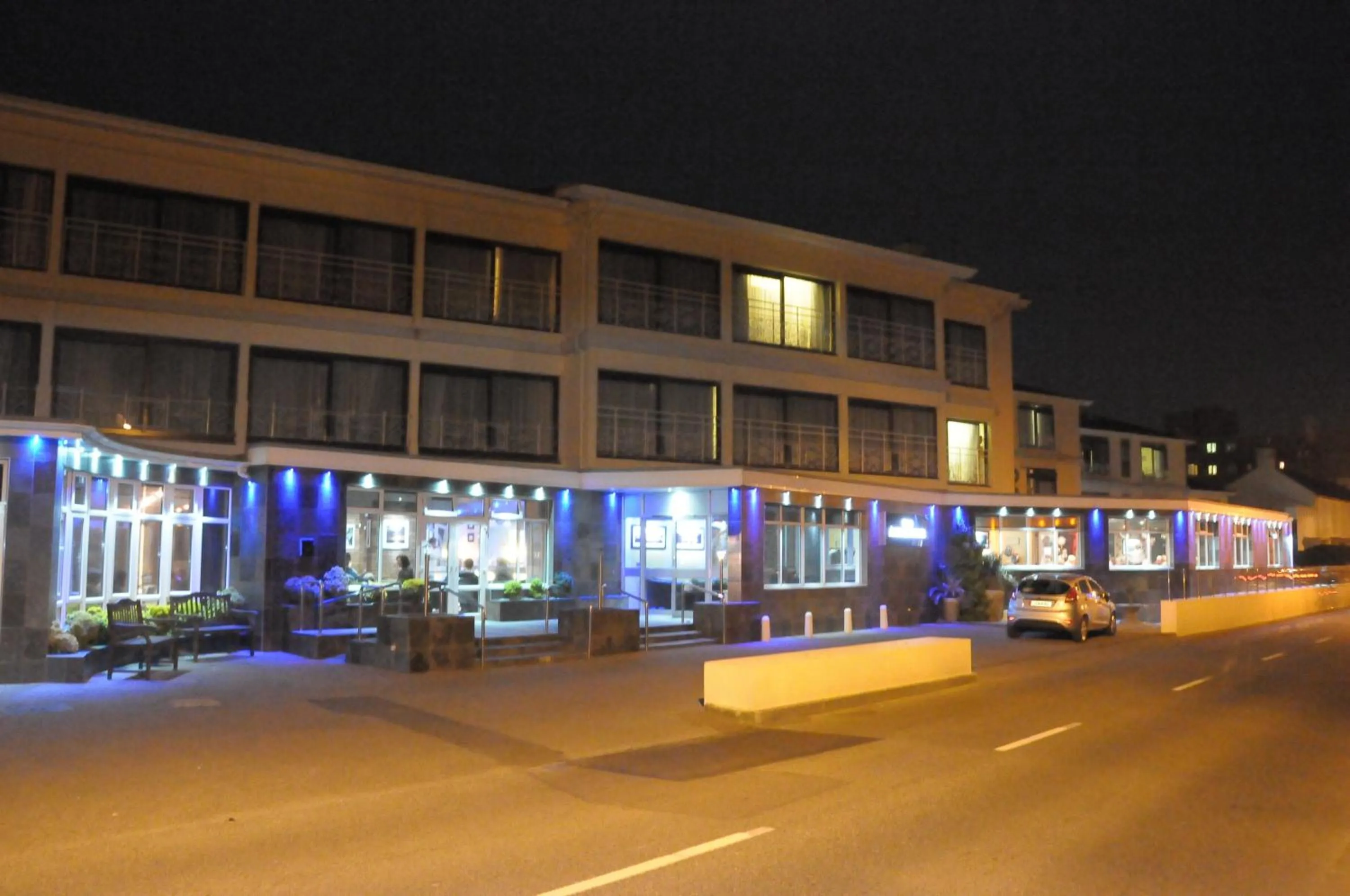 Facade/entrance in Hotel Ambassadeur