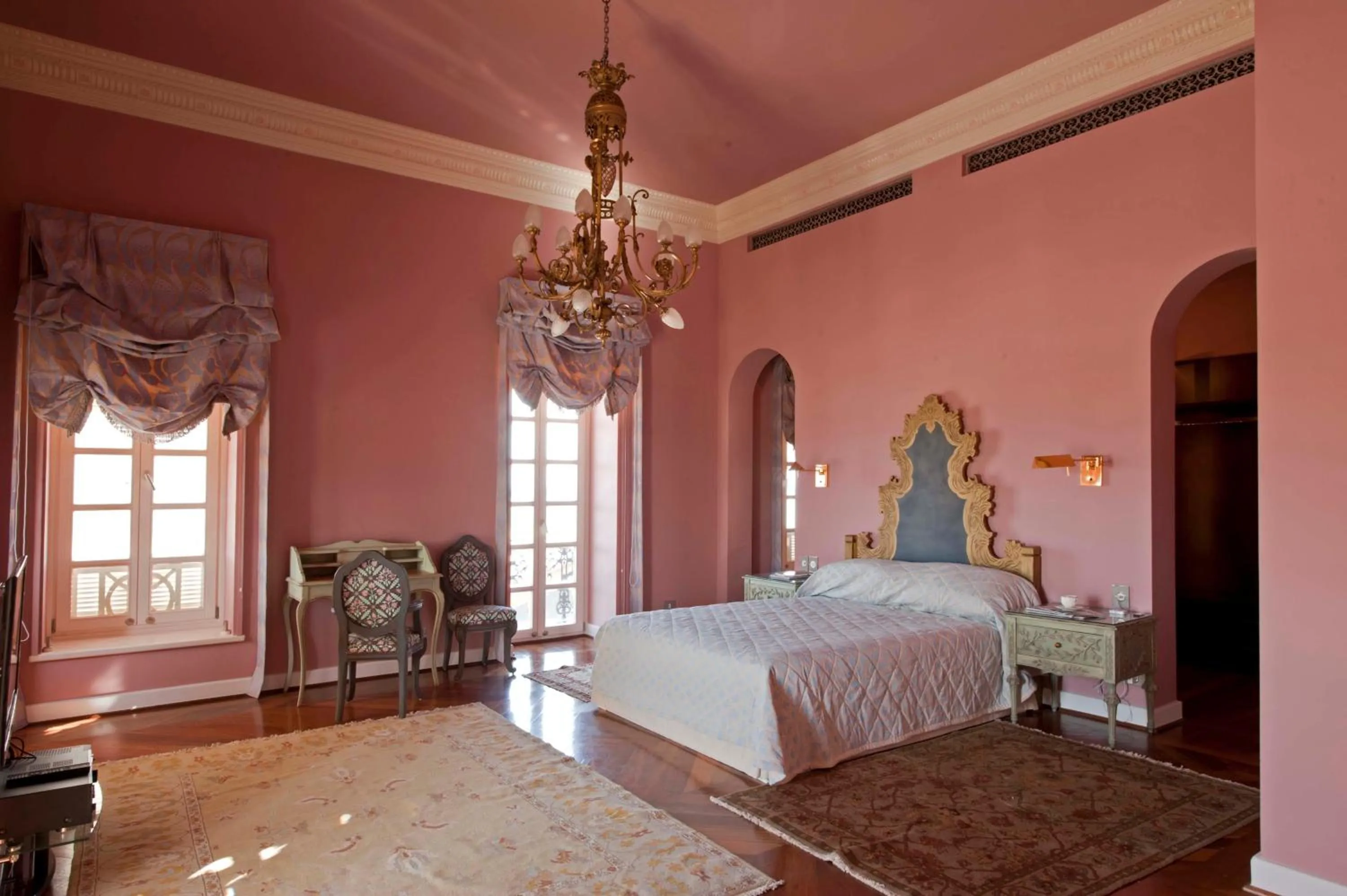 Bed in La Maison Bleue El Gouna