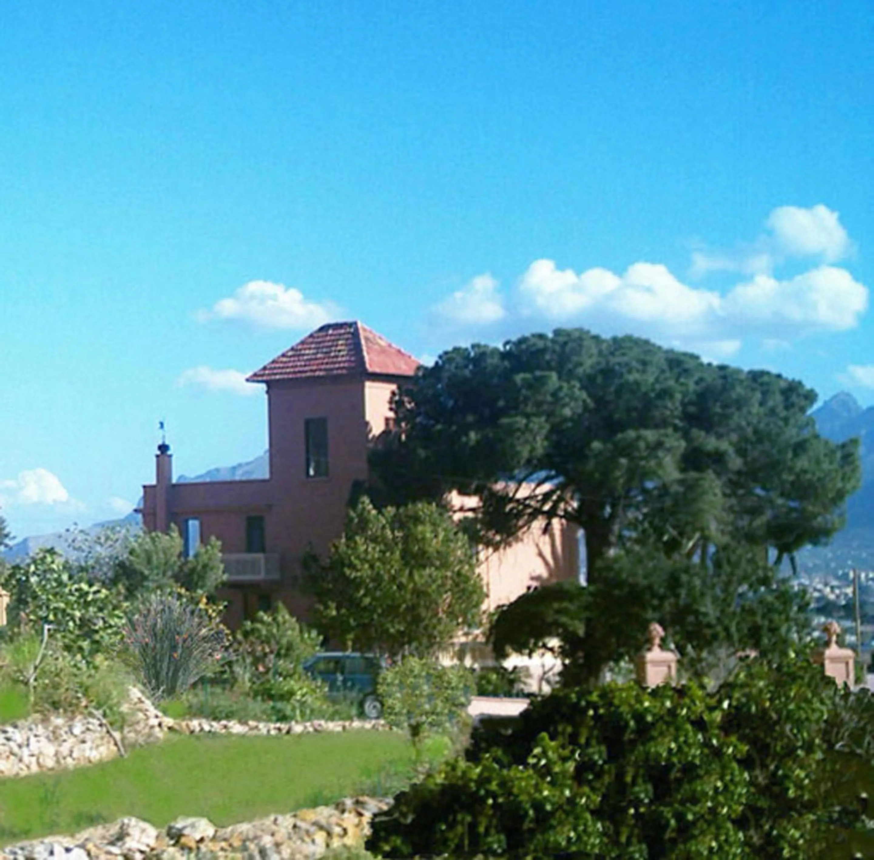 Garden in Villa Paladino Solunto