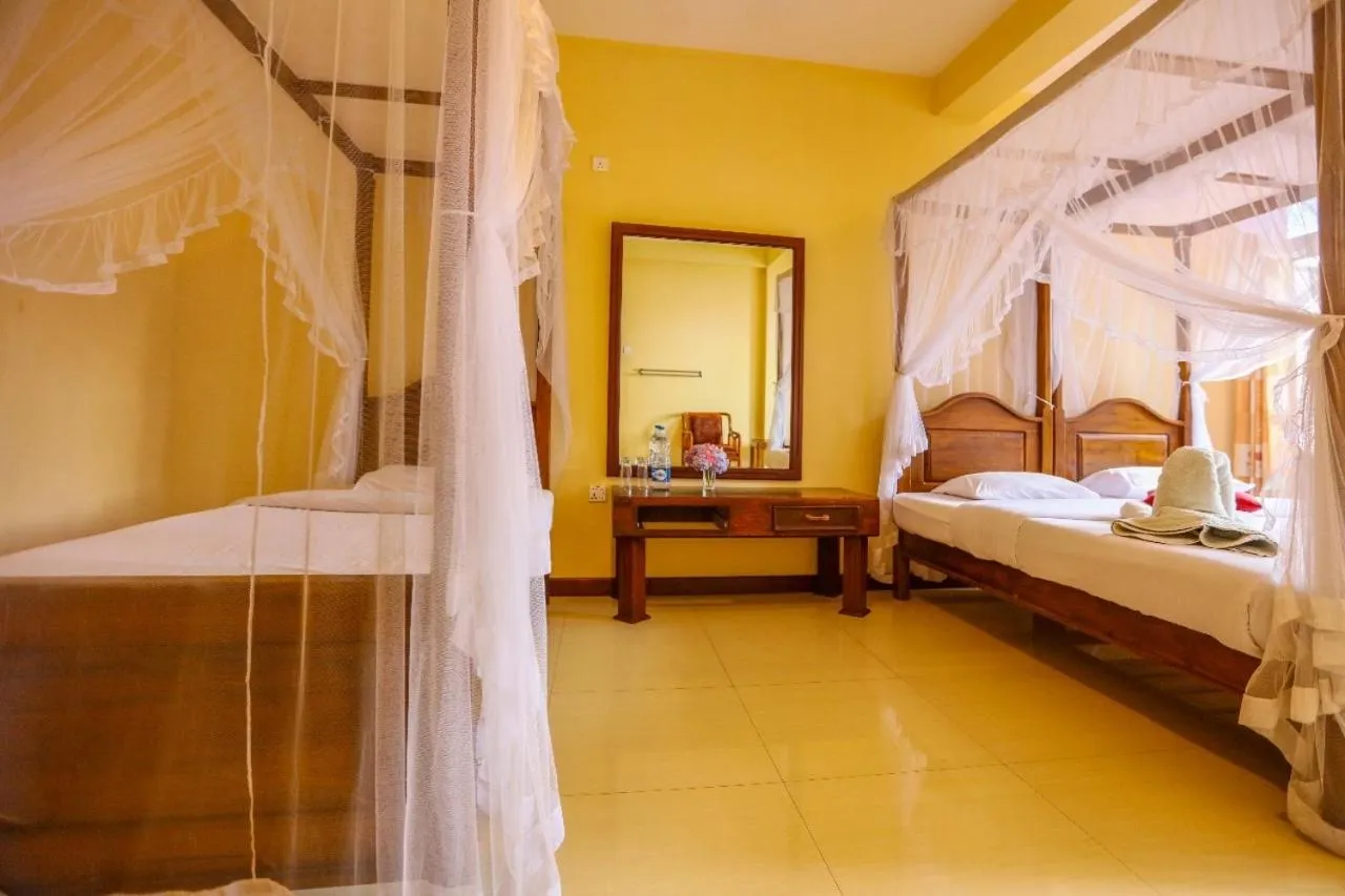 Srilak View Holiday Inn