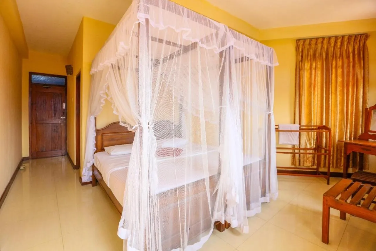 Srilak View Holiday Inn