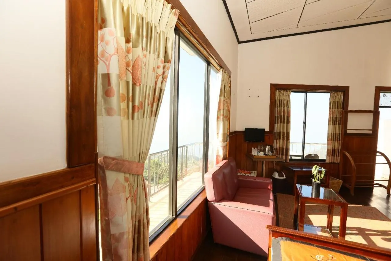 Srilak View Holiday Inn