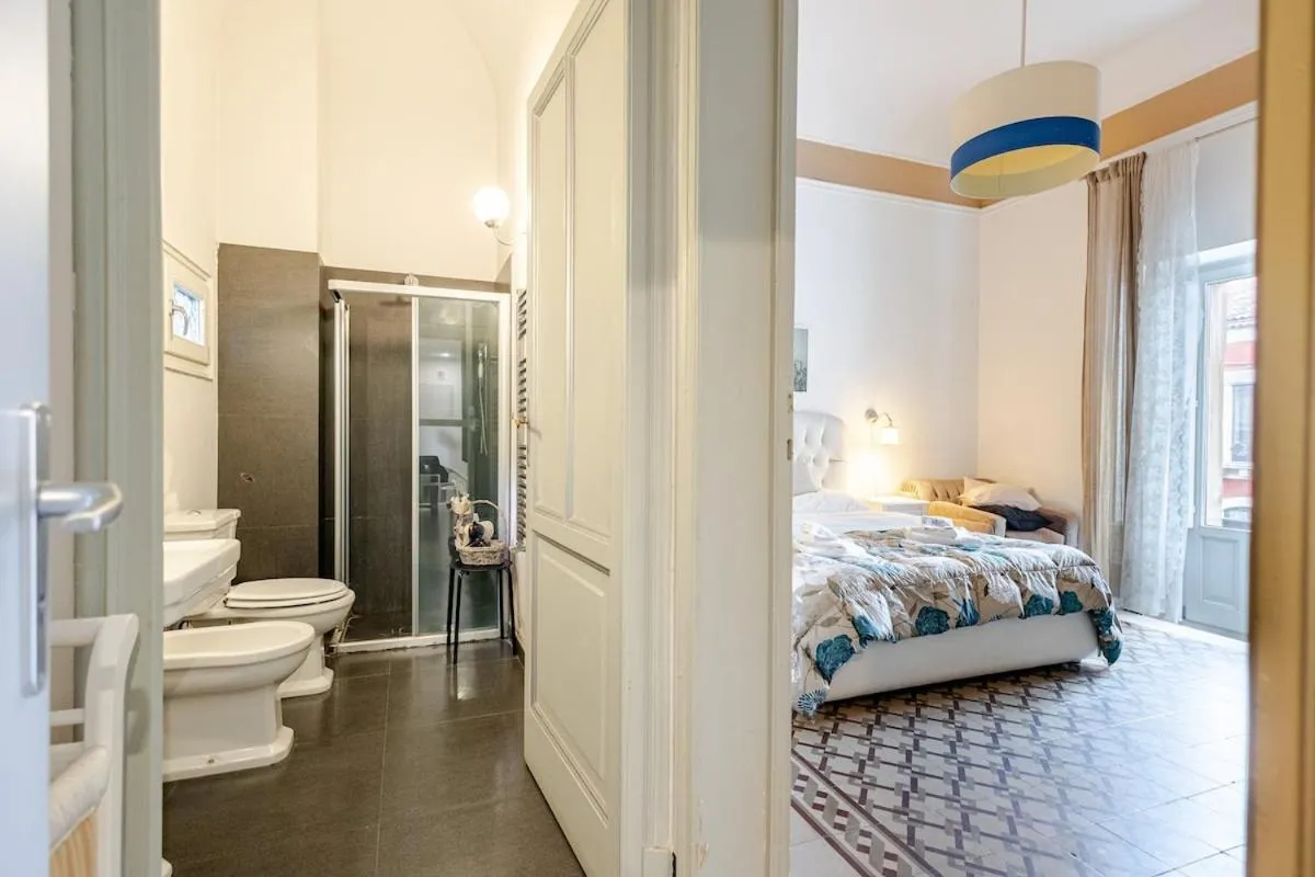 Shower in Elephant's Smile B&B