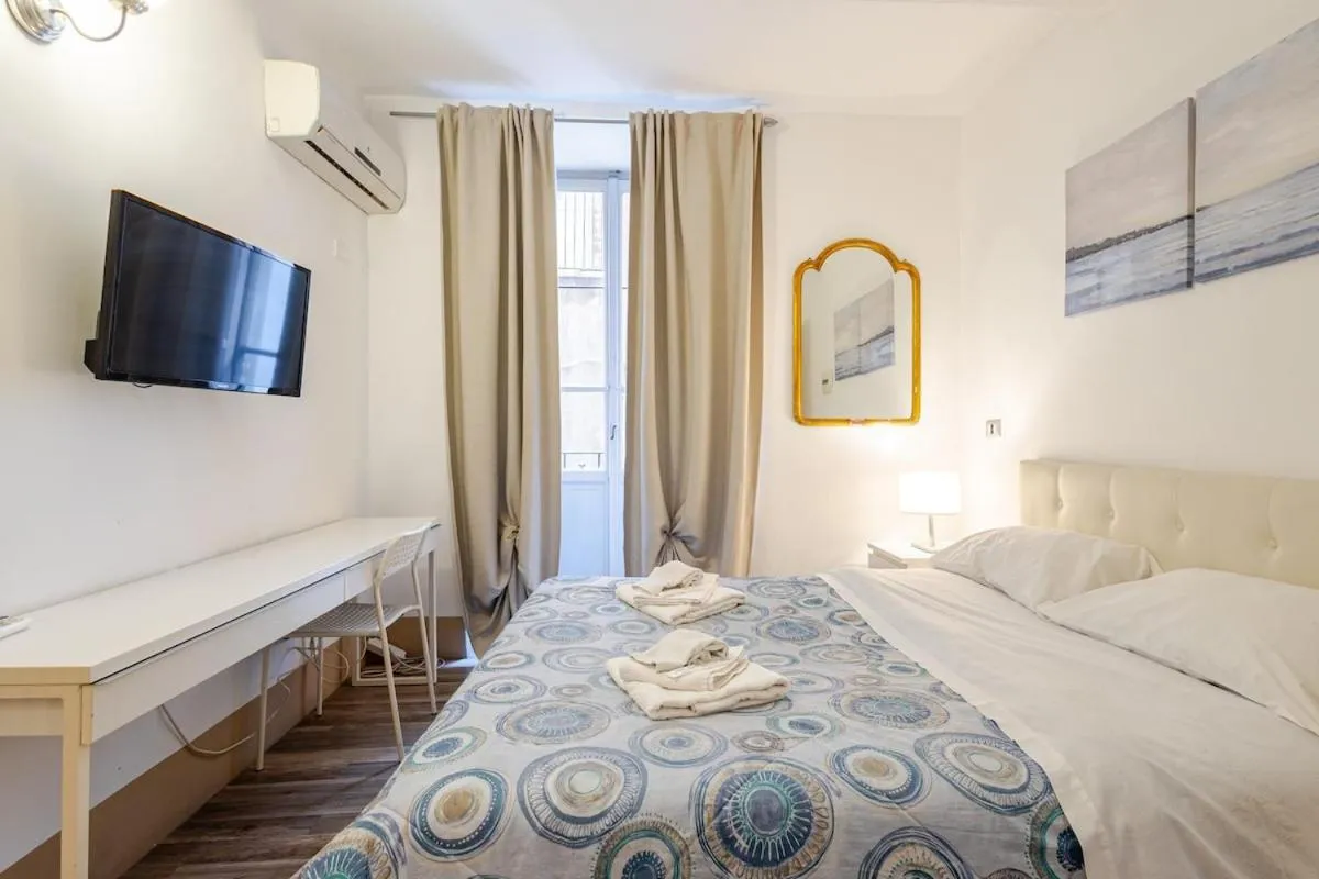 Bed in Elephant's Smile B&B