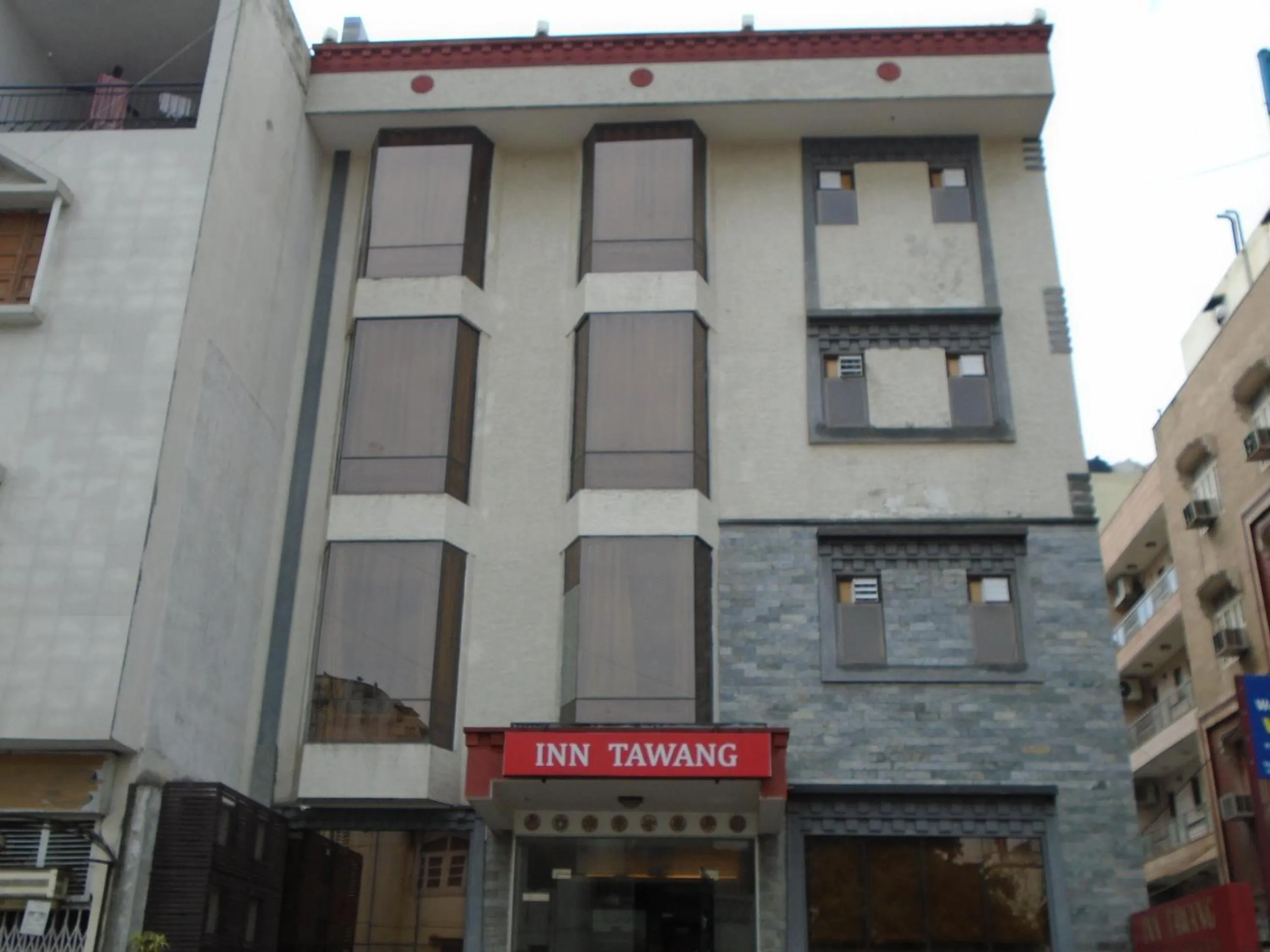 Facade/entrance in Inn Tawang Near B L Kapoor Hospital A Well Hygiene Hotel