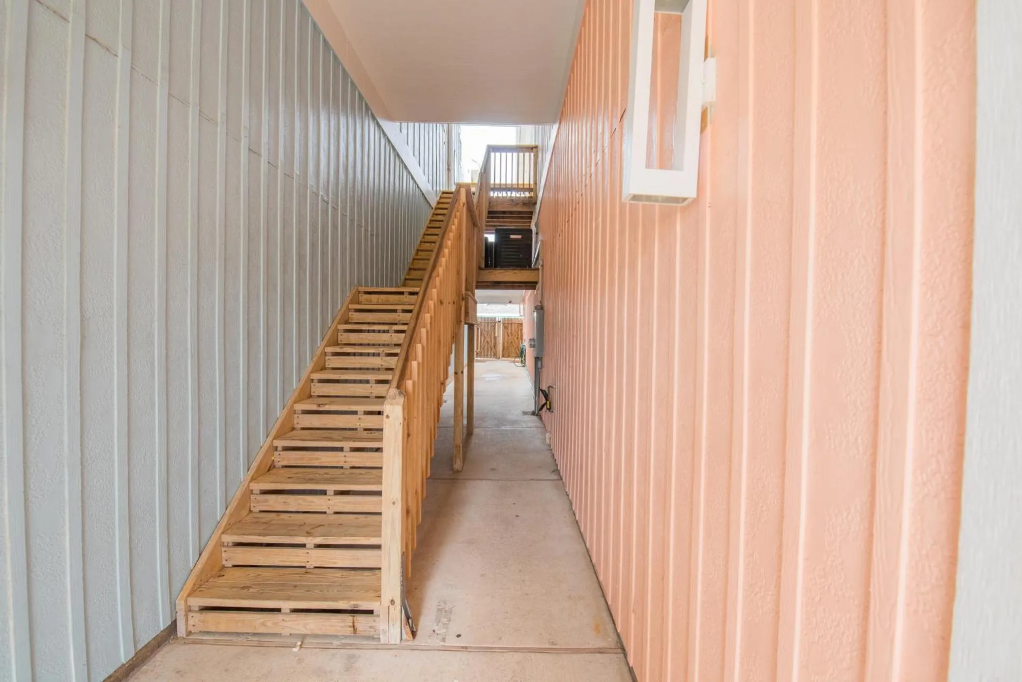 Lobby or reception in Bird in Paradise