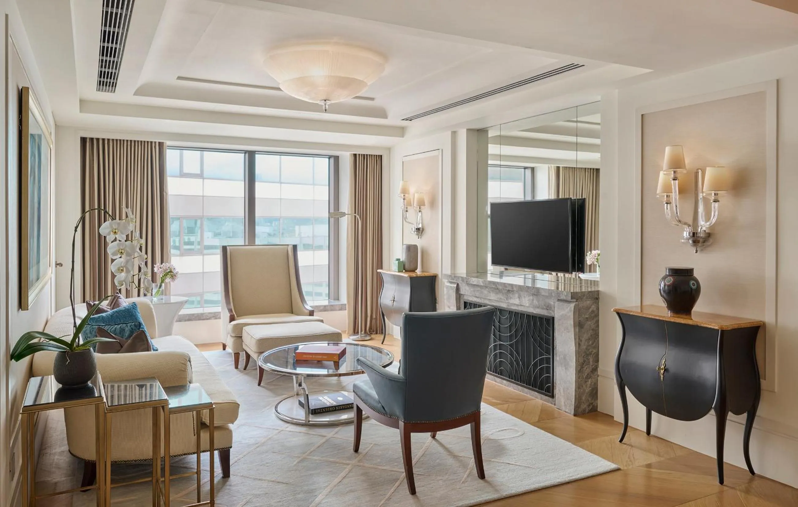 Living room in Mandarin Oriental, Taipei