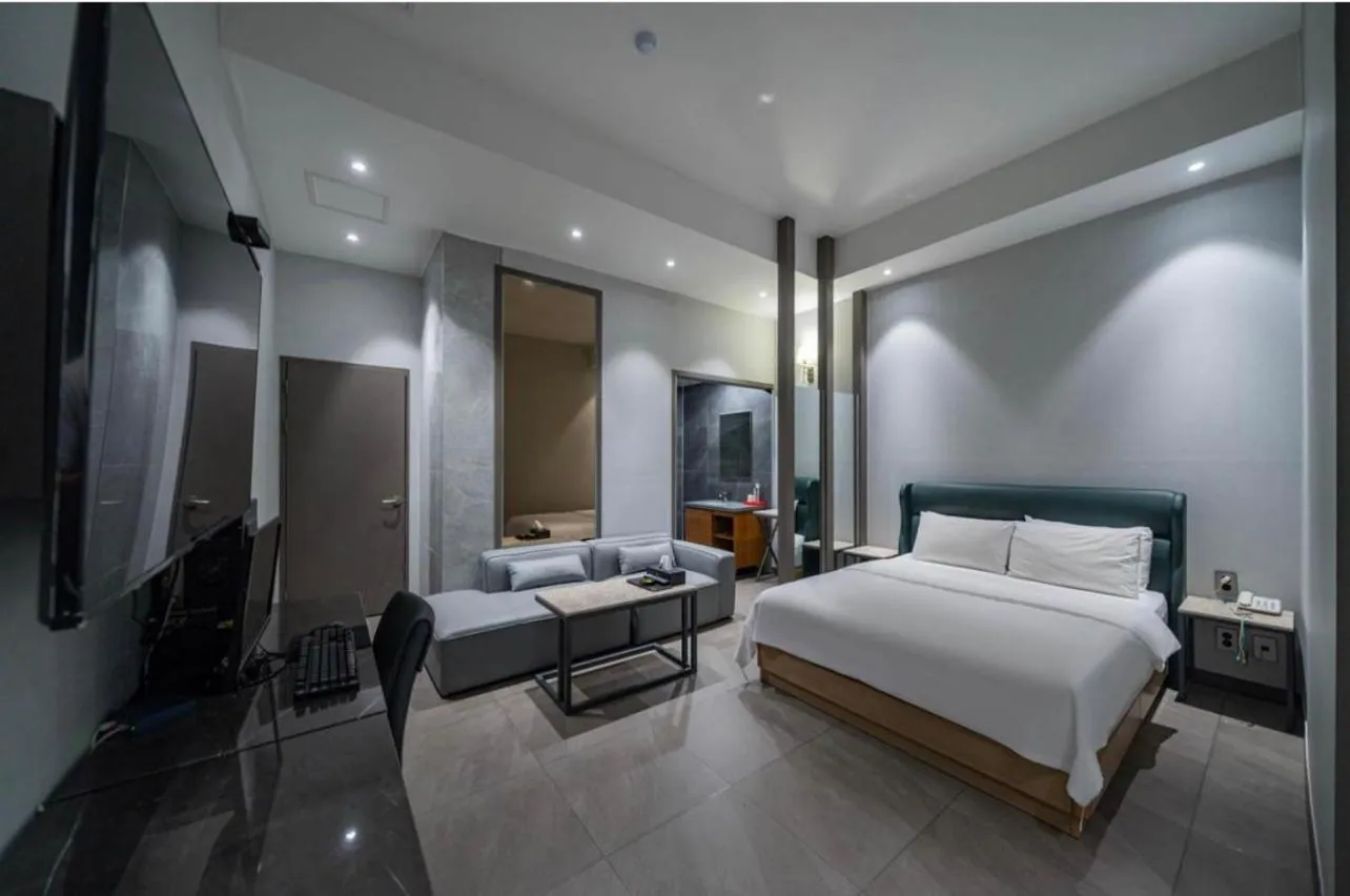 Bed in HOTEL MYEONG JAK