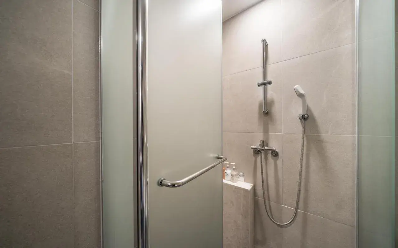 Deluxe Double Room in HOTEL MYEONG JAK Deluxe Double Room in HOTEL MYEONG JAK