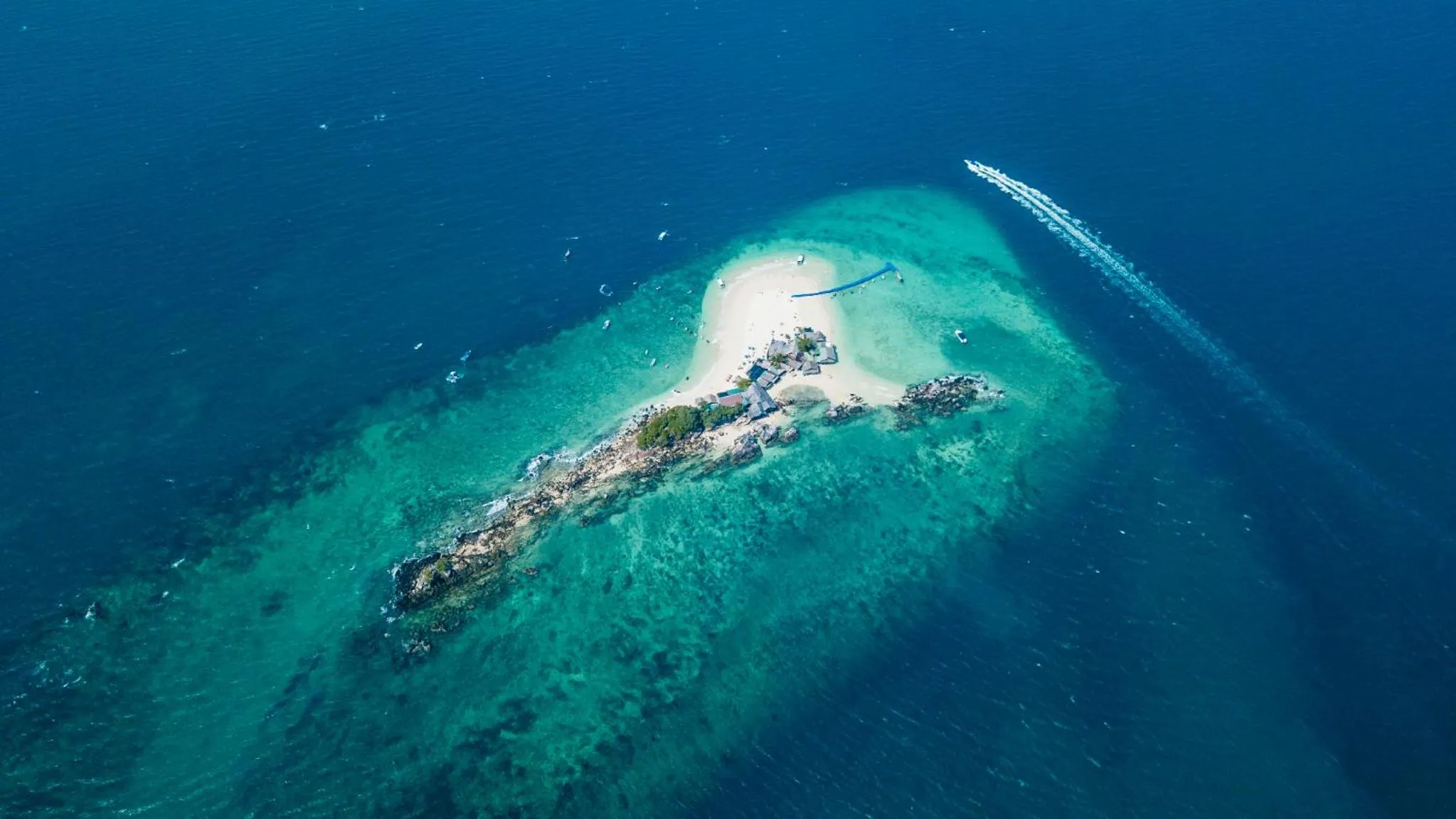 Natural landscape in Blue Bay Resort - Access to Pool and Beach-Phuket & Krabi