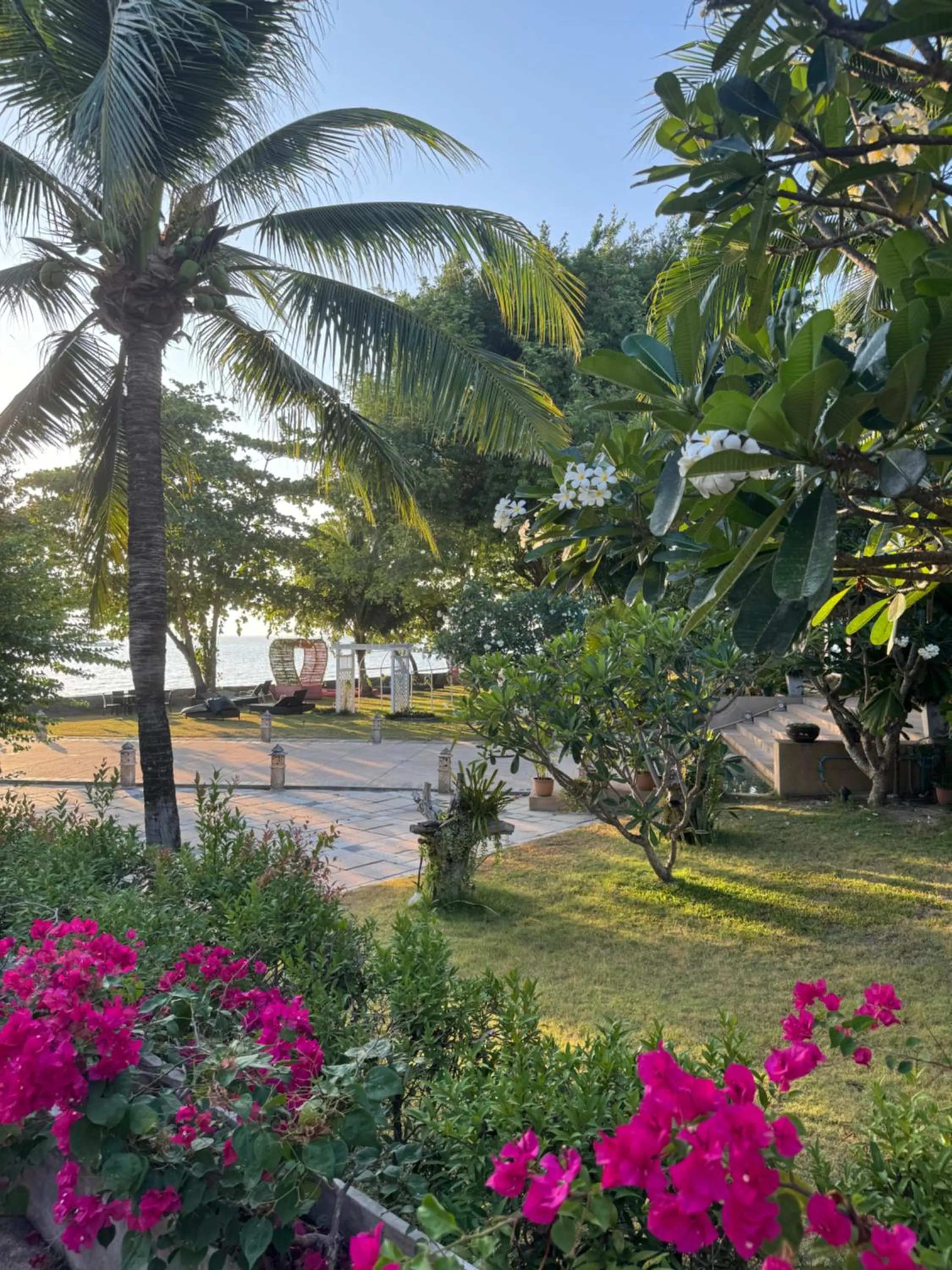 Property building in Blue Bay Resort - Access to Pool and Beach-Phuket & Krabi