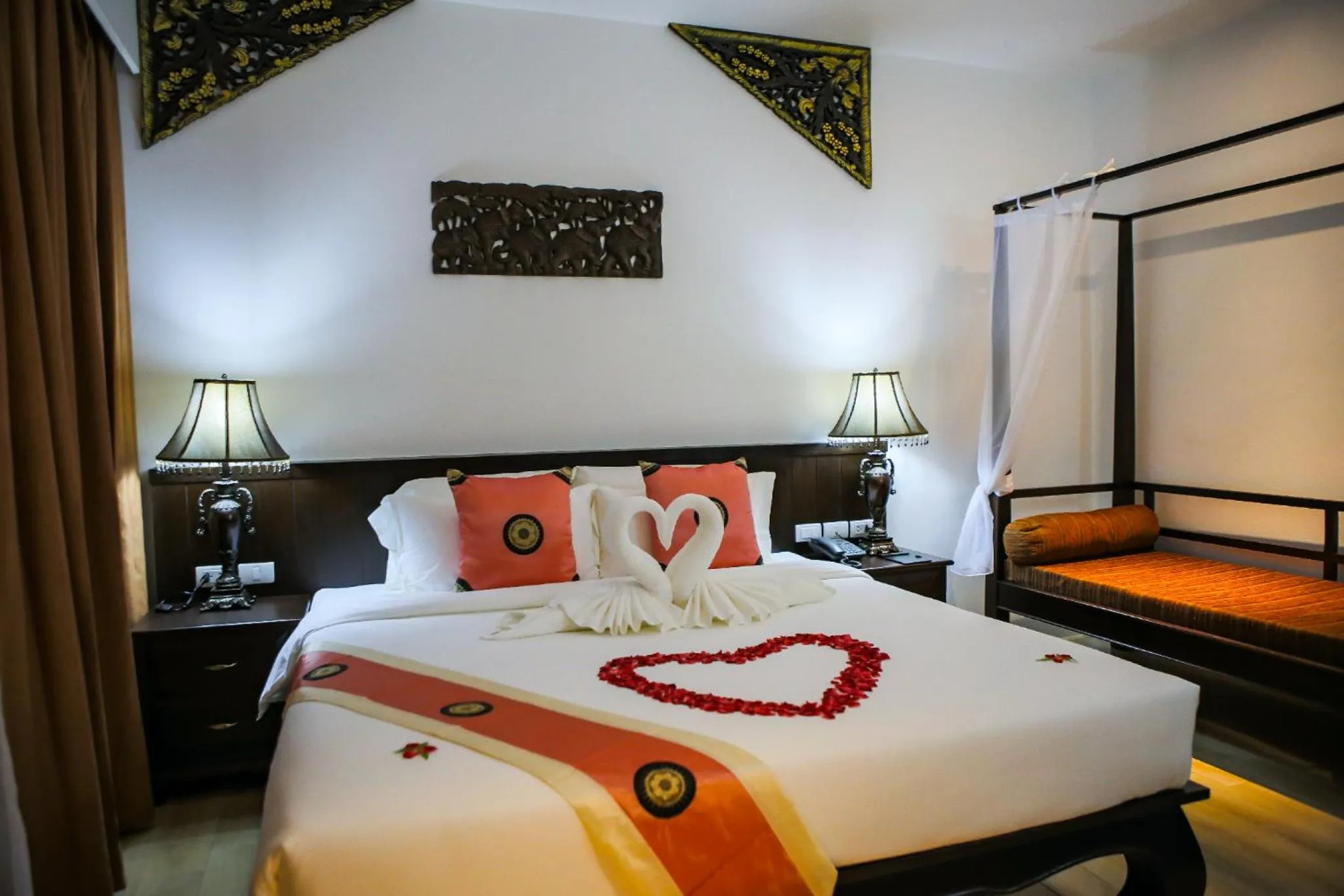 Bed in Blue Bay Resort - Access to Pool and Beach-Phuket & Krabi