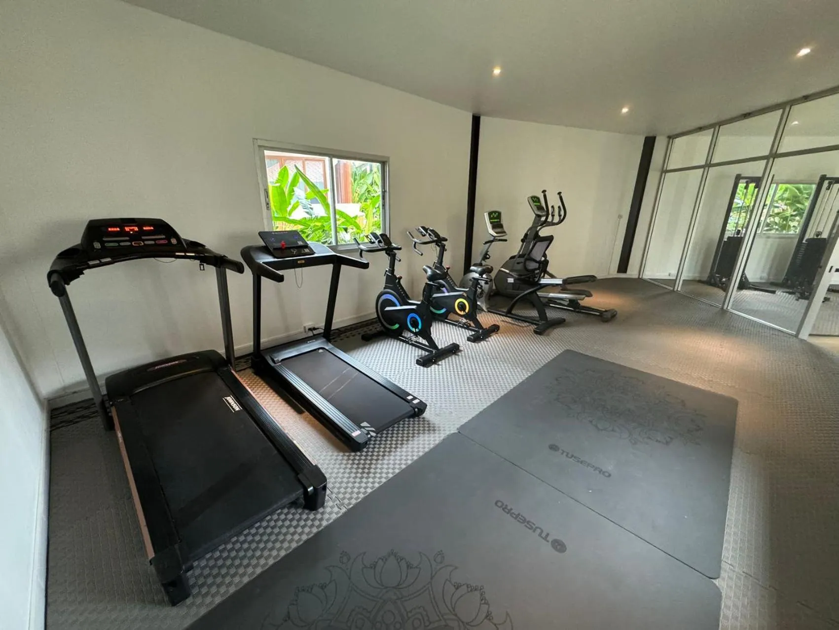 Spa and wellness centre/facilities in Blue Bay Resort - Access to Pool and Beach-Phuket & Krabi