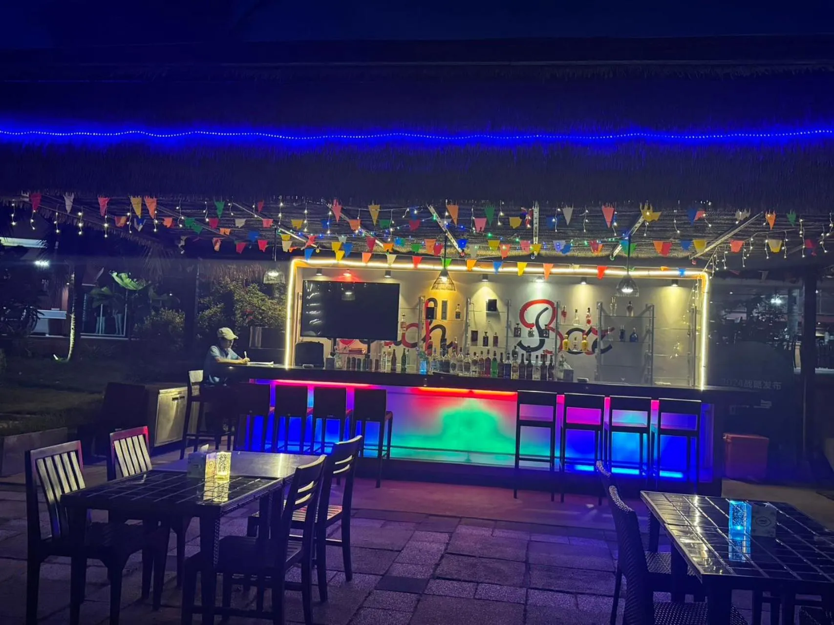 Lounge or bar in Blue Bay Resort - Access to Pool and Beach-Phuket & Krabi