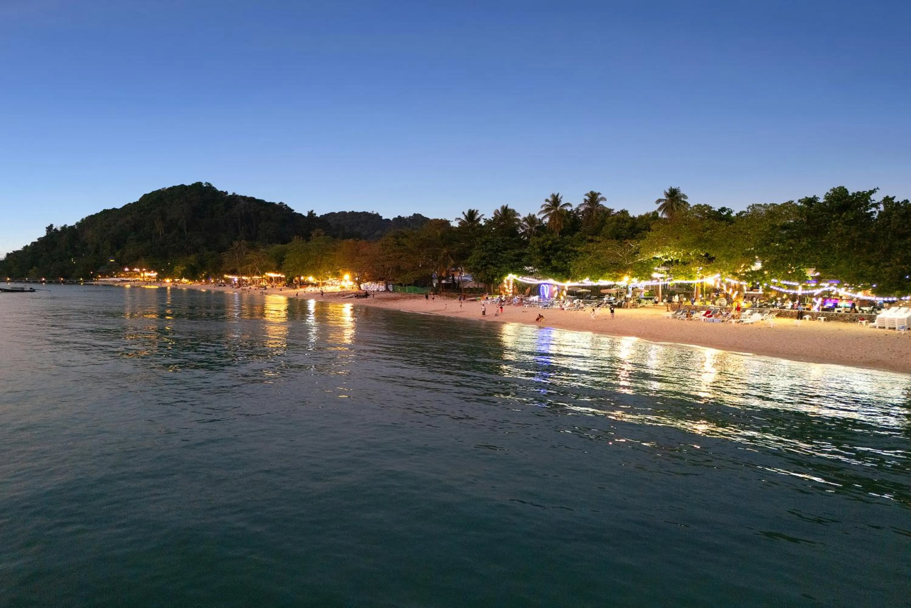 Beach in Blue Bay Resort - Access to Pool and Beach-Phuket & Krabi