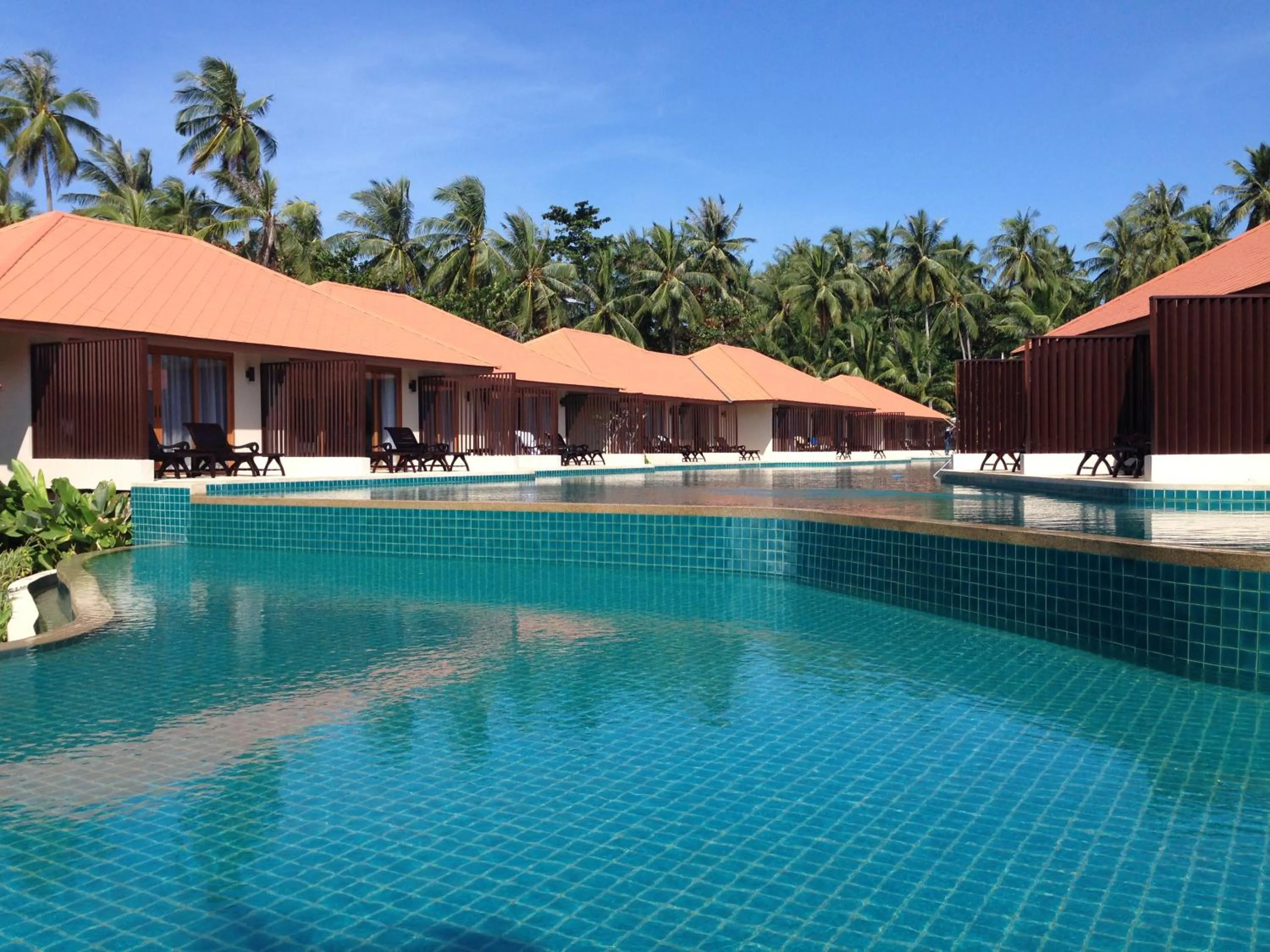 Day in Blue Bay Resort - Access to Pool and Beach-Phuket & Krabi