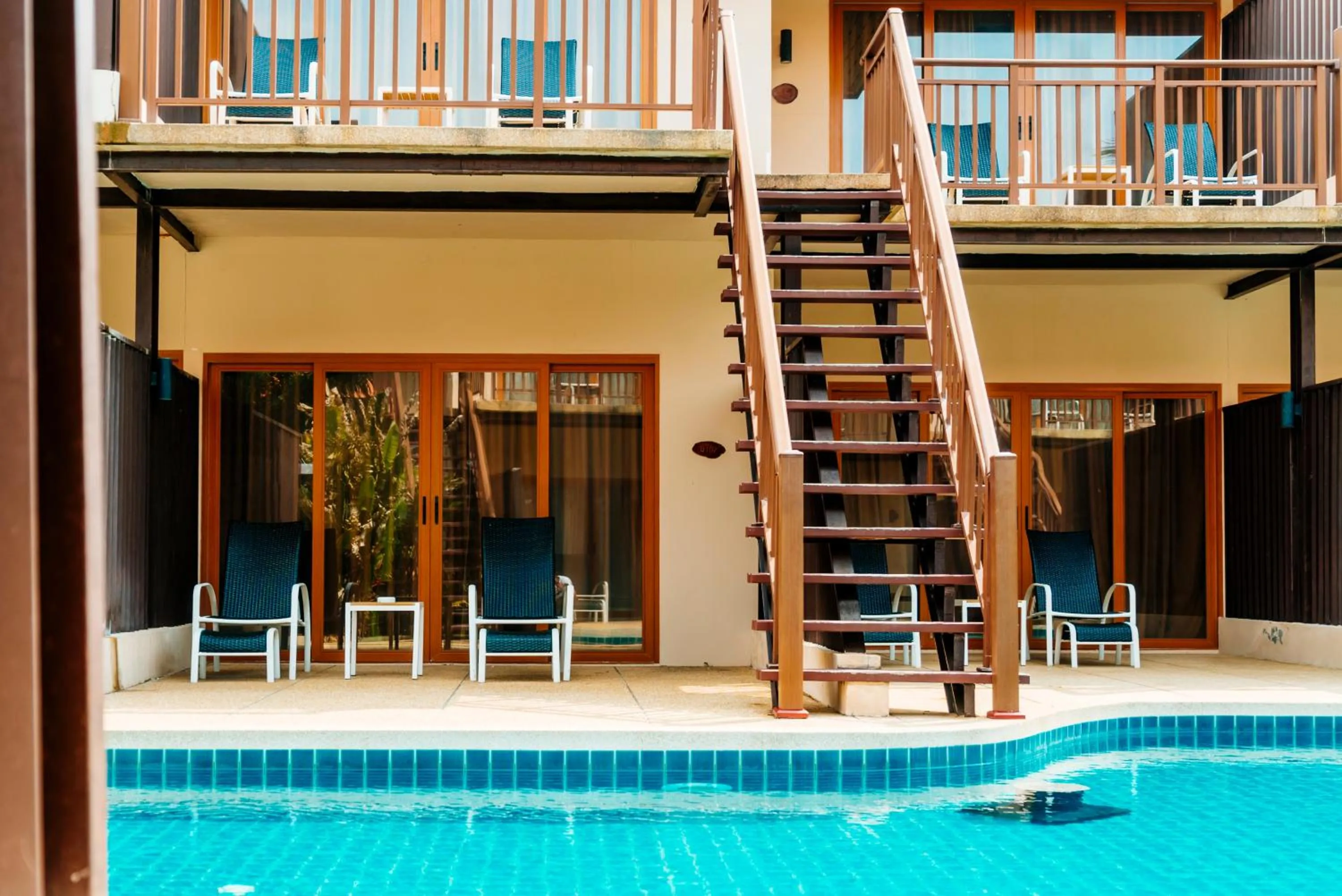 Day in Blue Bay Resort - Access to Pool and Beach-Phuket & Krabi