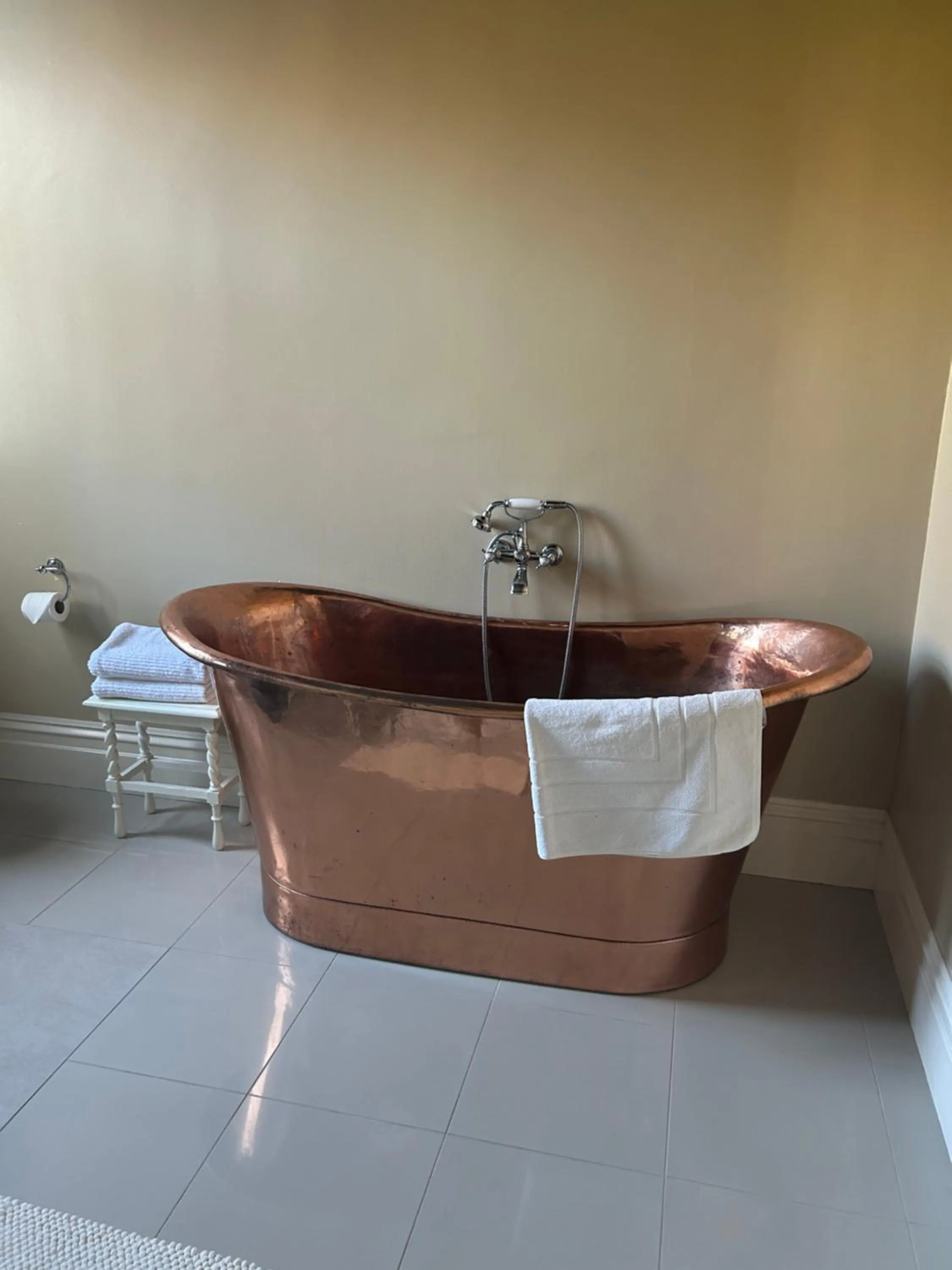 Bath in Convent at Koroit