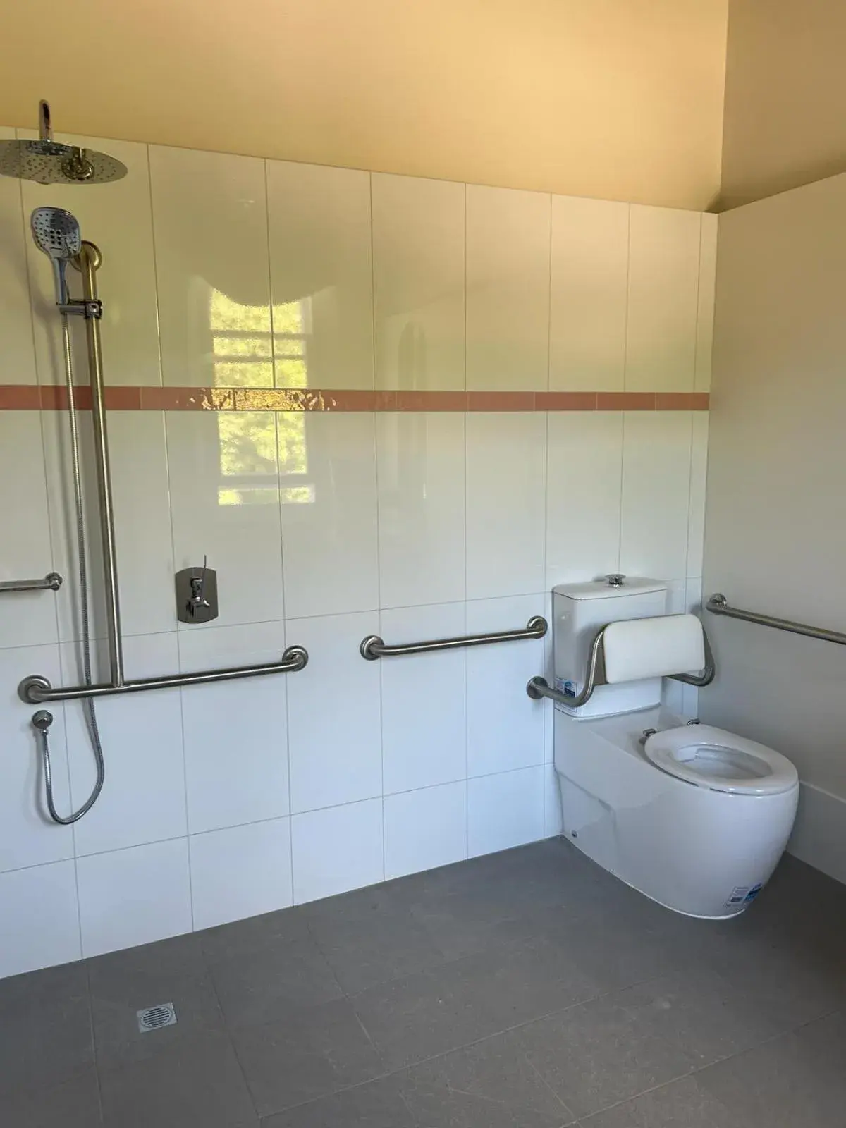 Queen Room in Convent at Koroit Queen Room in Convent at Koroit