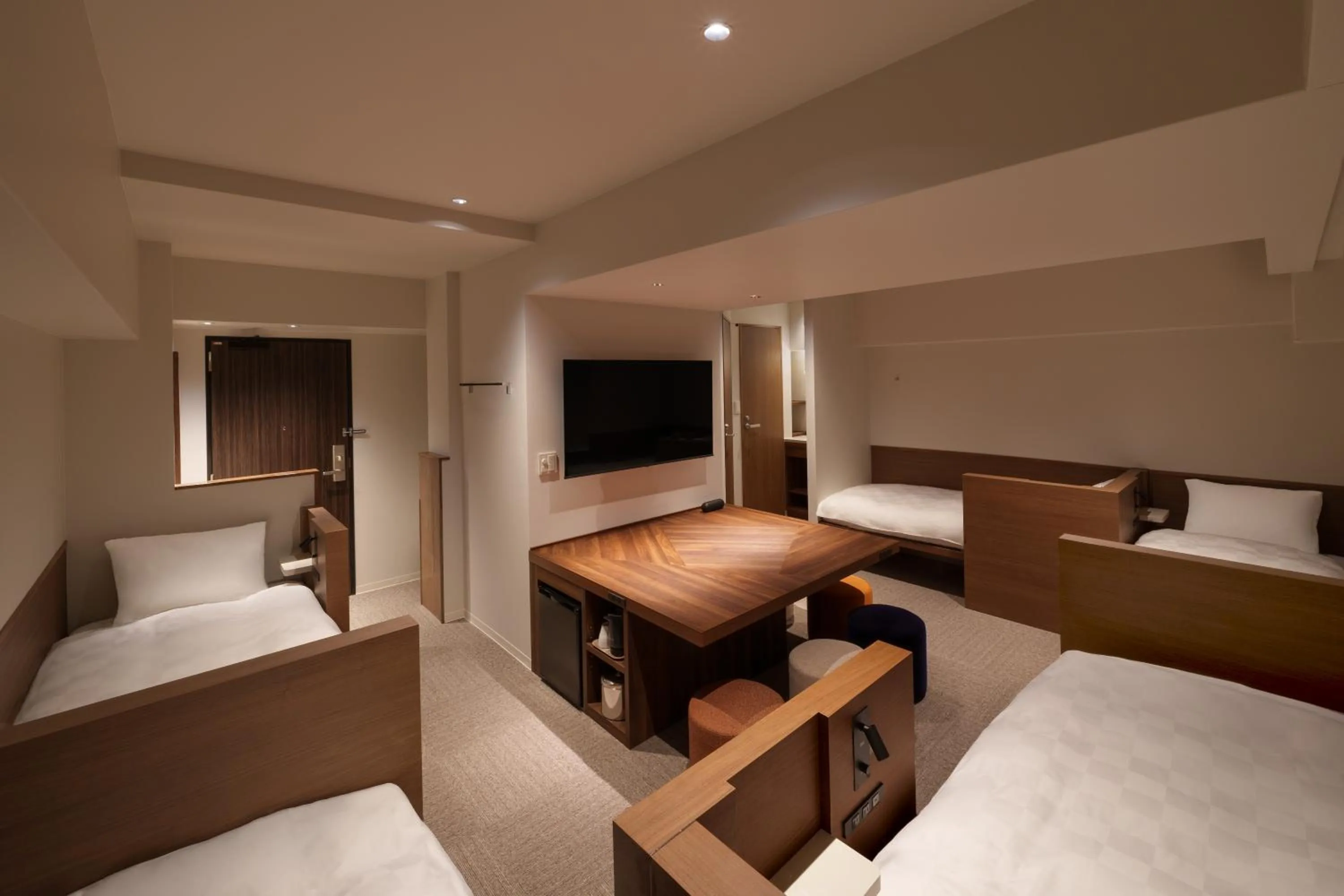 Bed in the b osaka-shinsekai