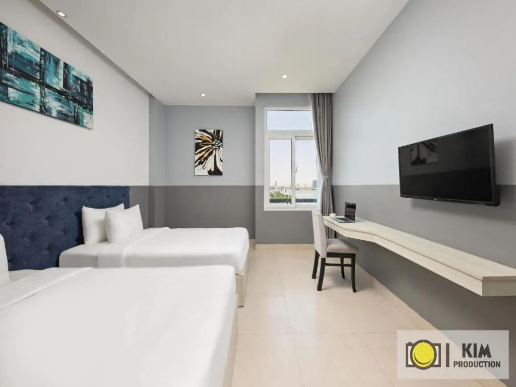 Bedroom, Bed in Capital O 1200 Salem Riverside Hotel