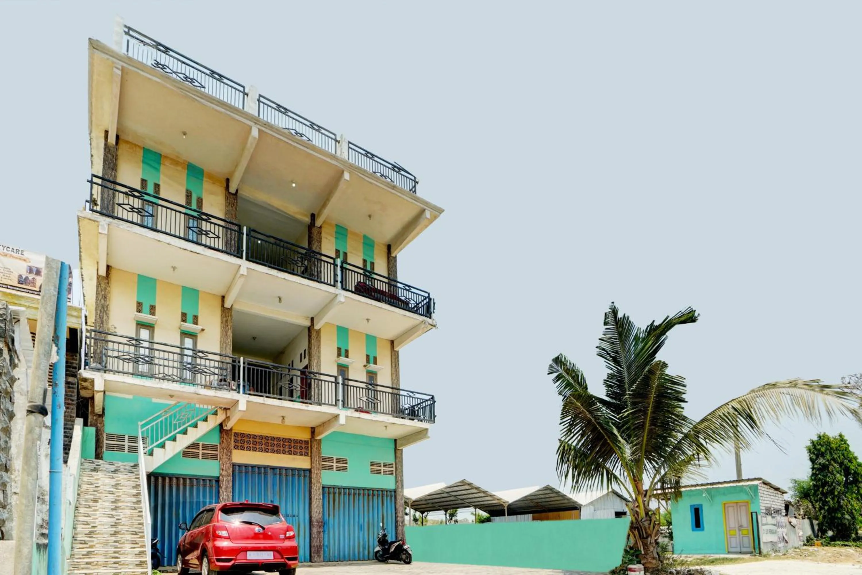 Facade/entrance in OYO Life 93075 Nova Jaya 2 Homestay Syariah