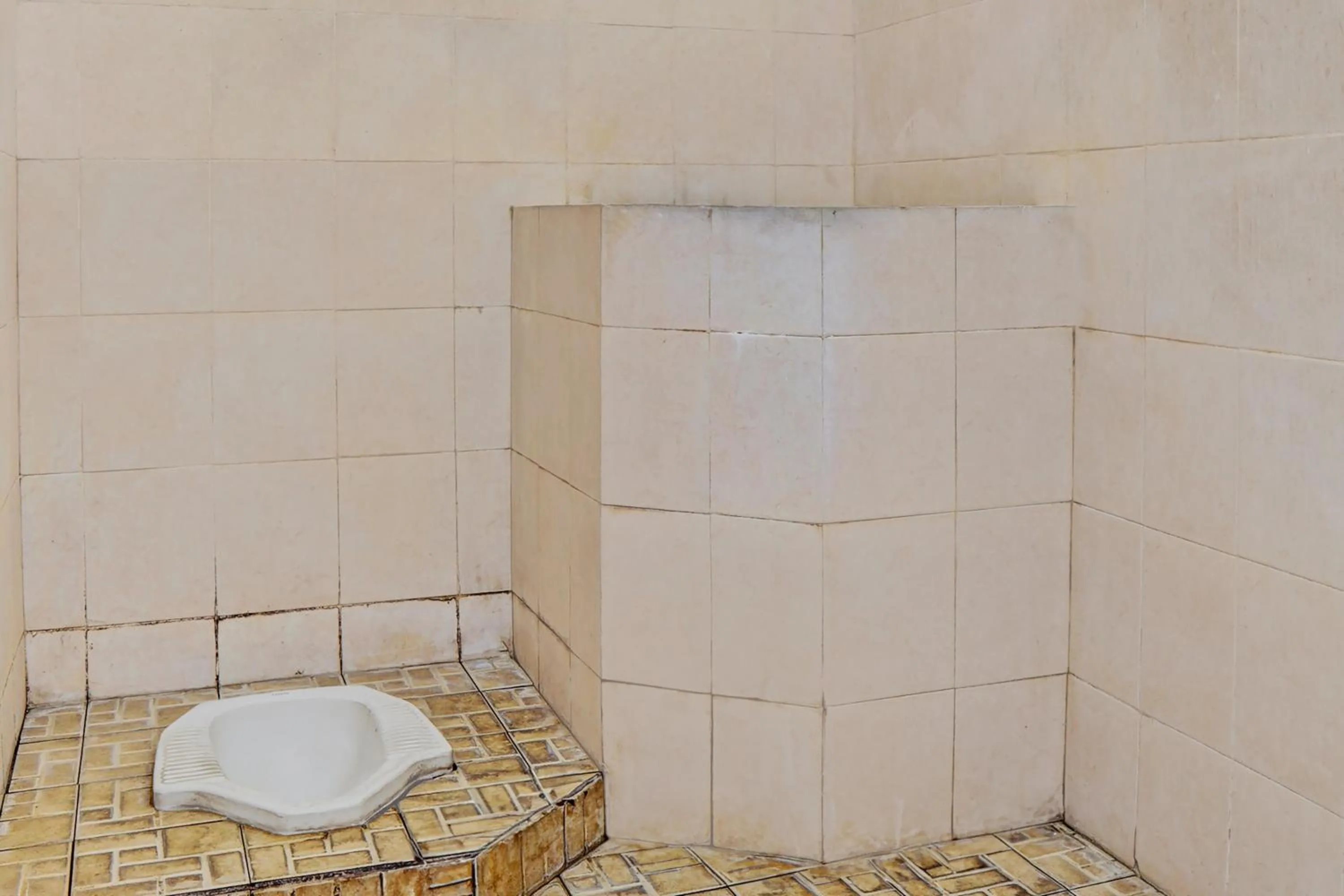 Bathroom in OYO Life 93075 Nova Jaya 2 Homestay Syariah