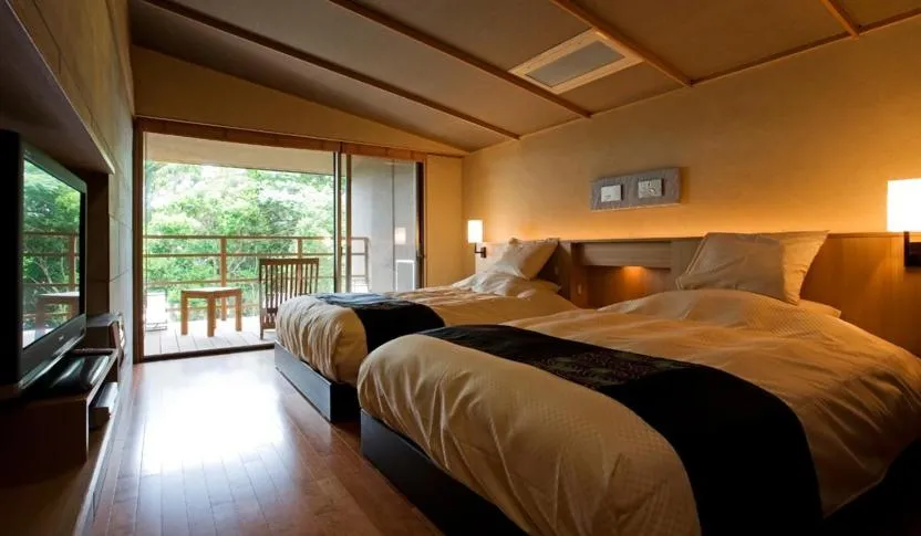 Bed in Oyado The Earth