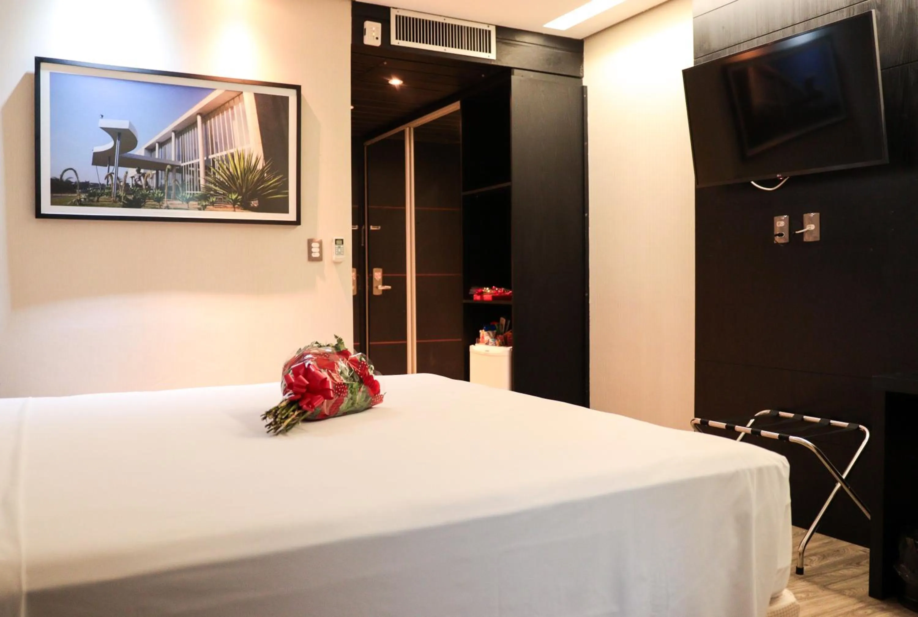 Decorative detail, Bed in Cassino Tower Savassi - Próximo a FIEMG