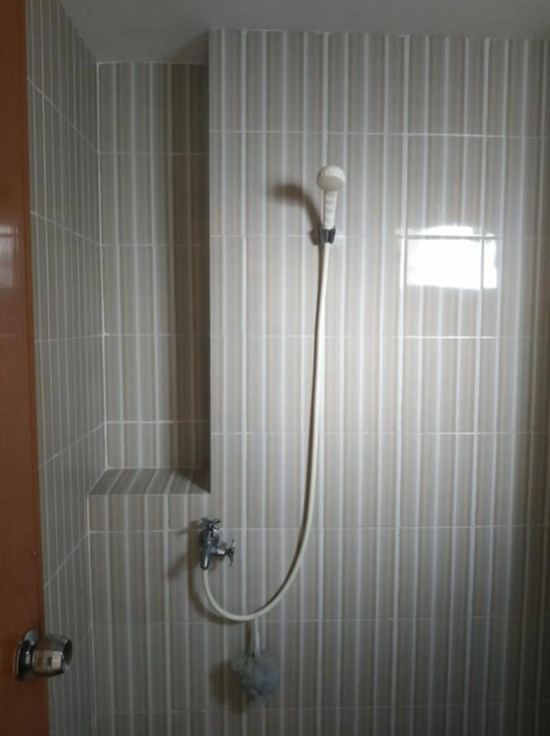 Bathroom in OYO Life 92745 The Margo Monthly Stay