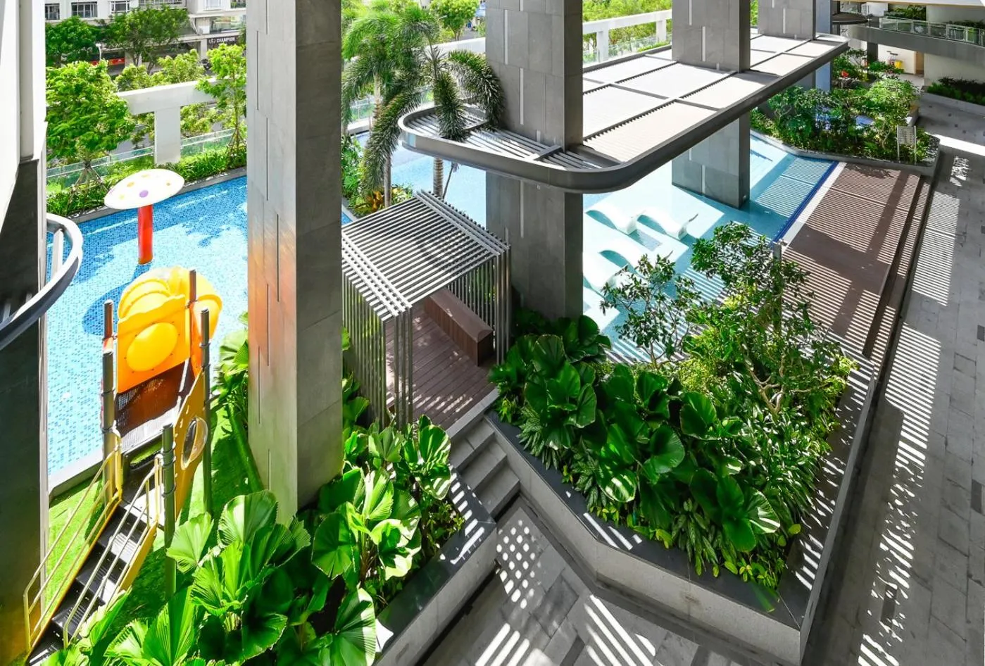 Garden in Royal State - The Ascentia Phu My Hung