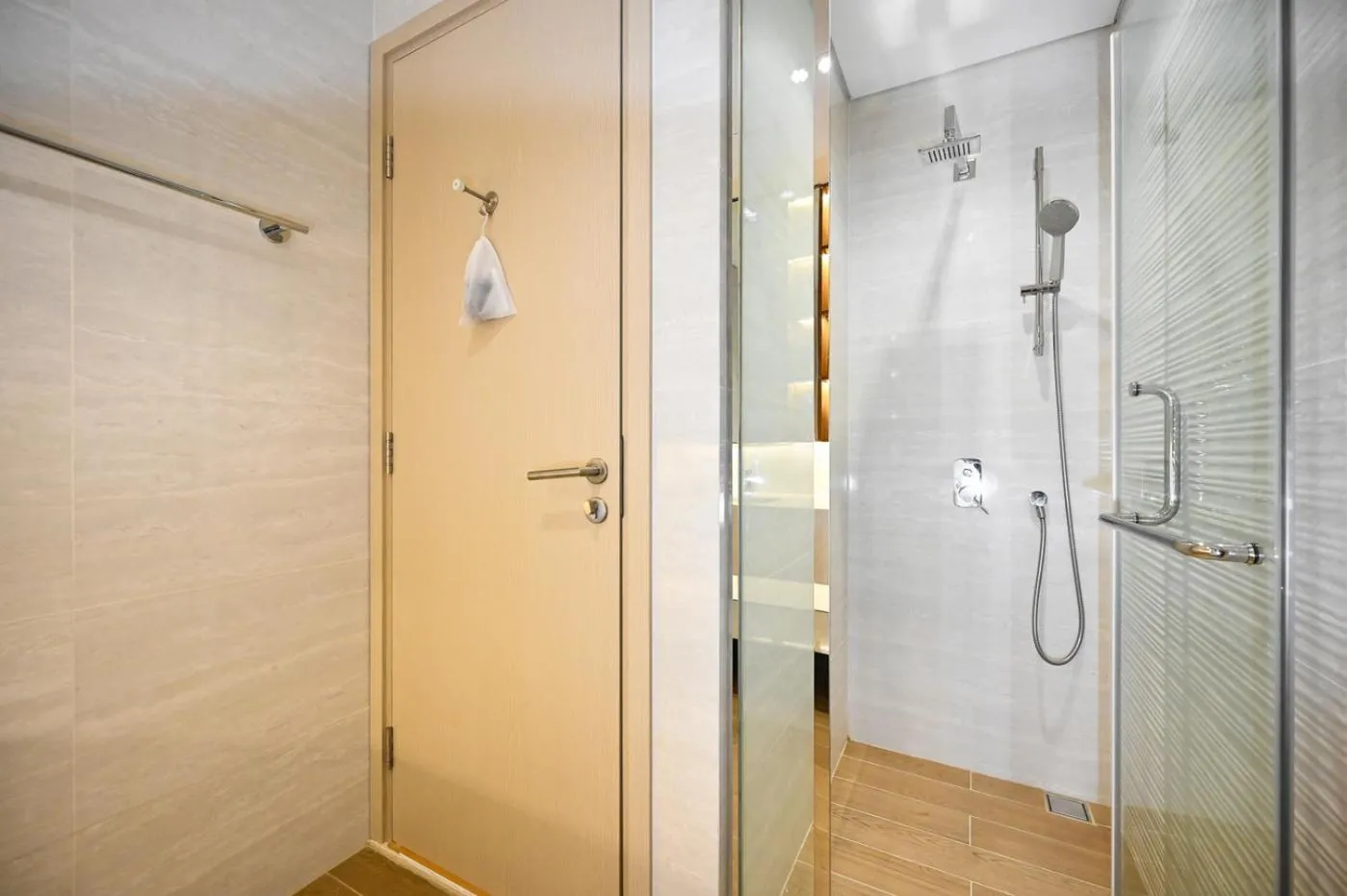 Shower in Royal State - The Ascentia Phu My Hung