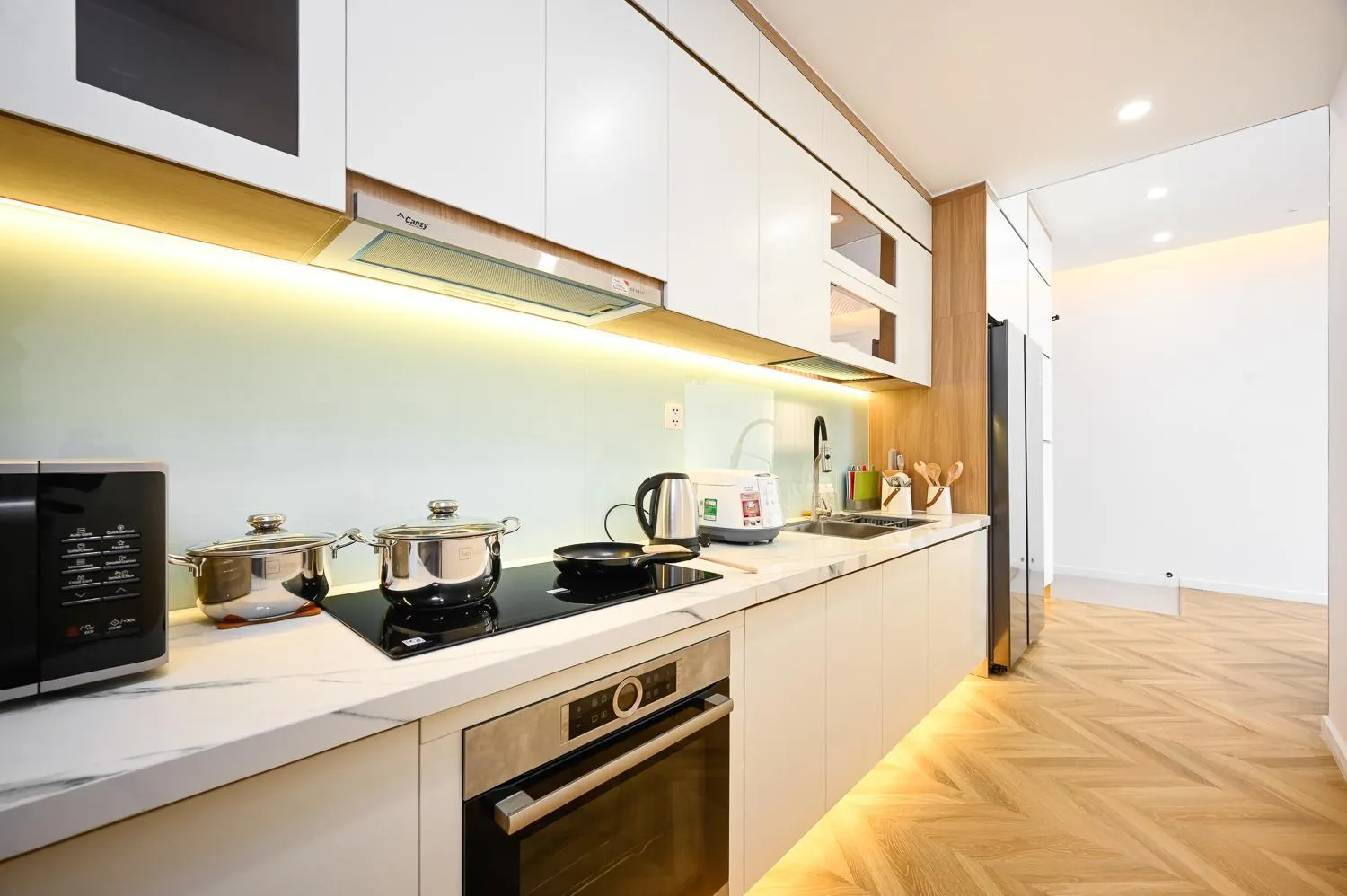 Kitchen or kitchenette in Royal State - The Ascentia Phu My Hung