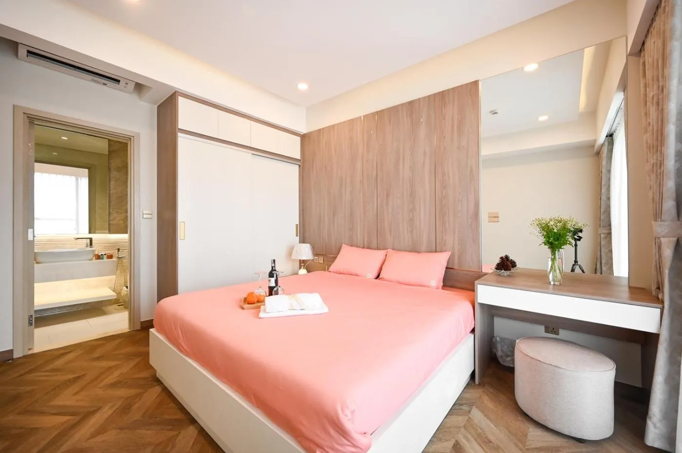 Bed in Royal State - The Ascentia Phu My Hung