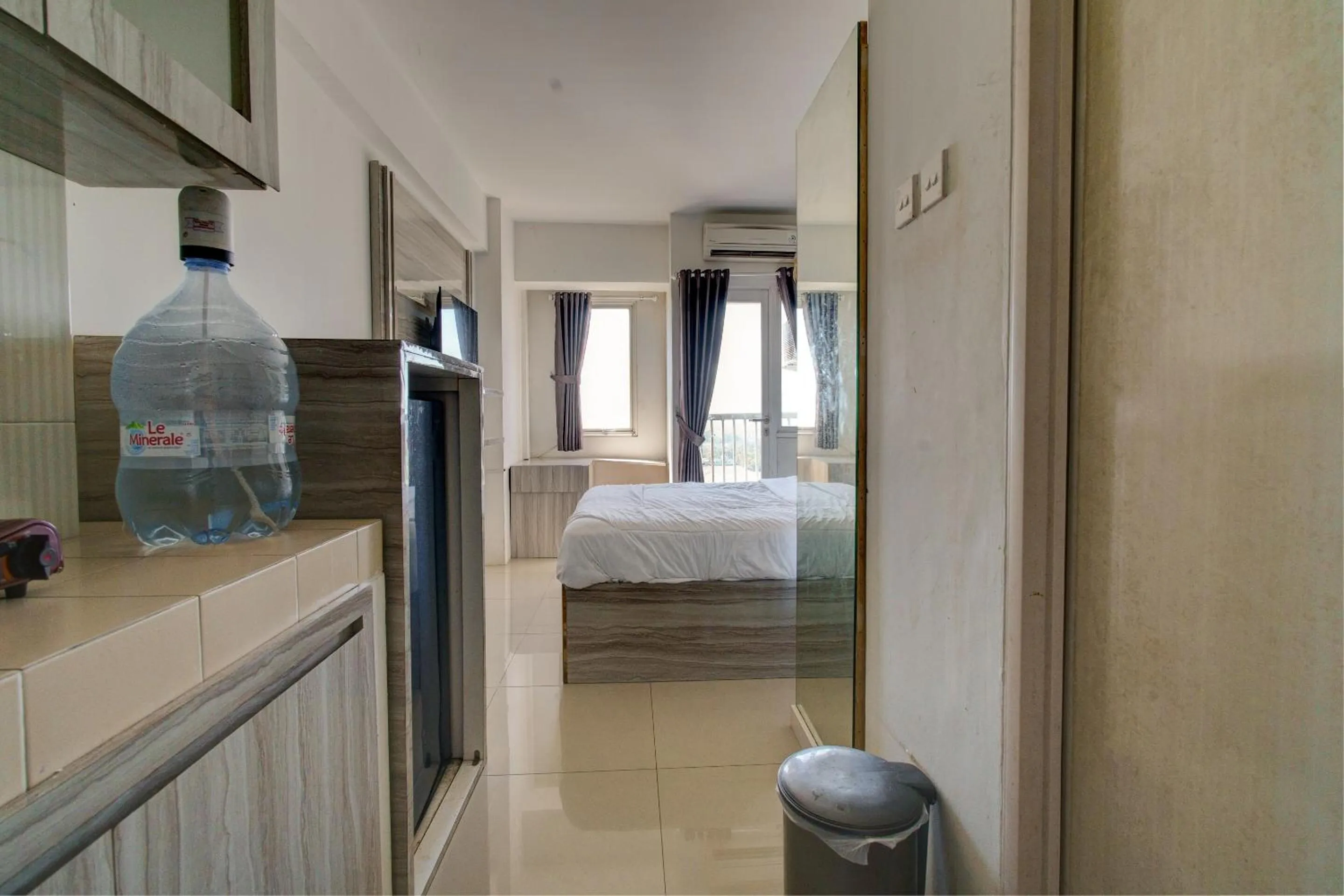 Bedroom, Bed in OYO Life 92889 Apartement Grand Sentraland Karawang By A.t Room