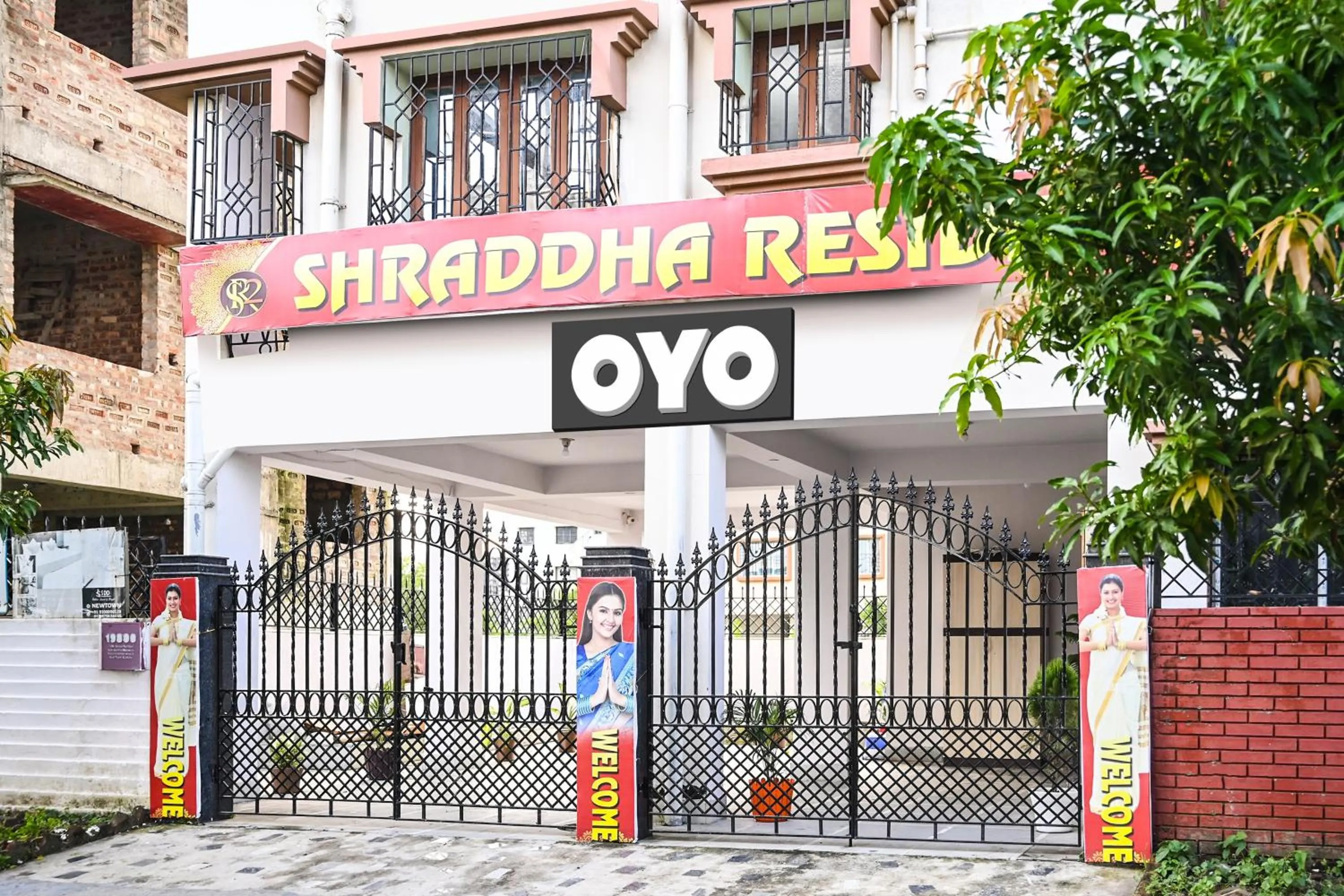 Facade/entrance in Hotel O by OYO Shraddha Residency 2
