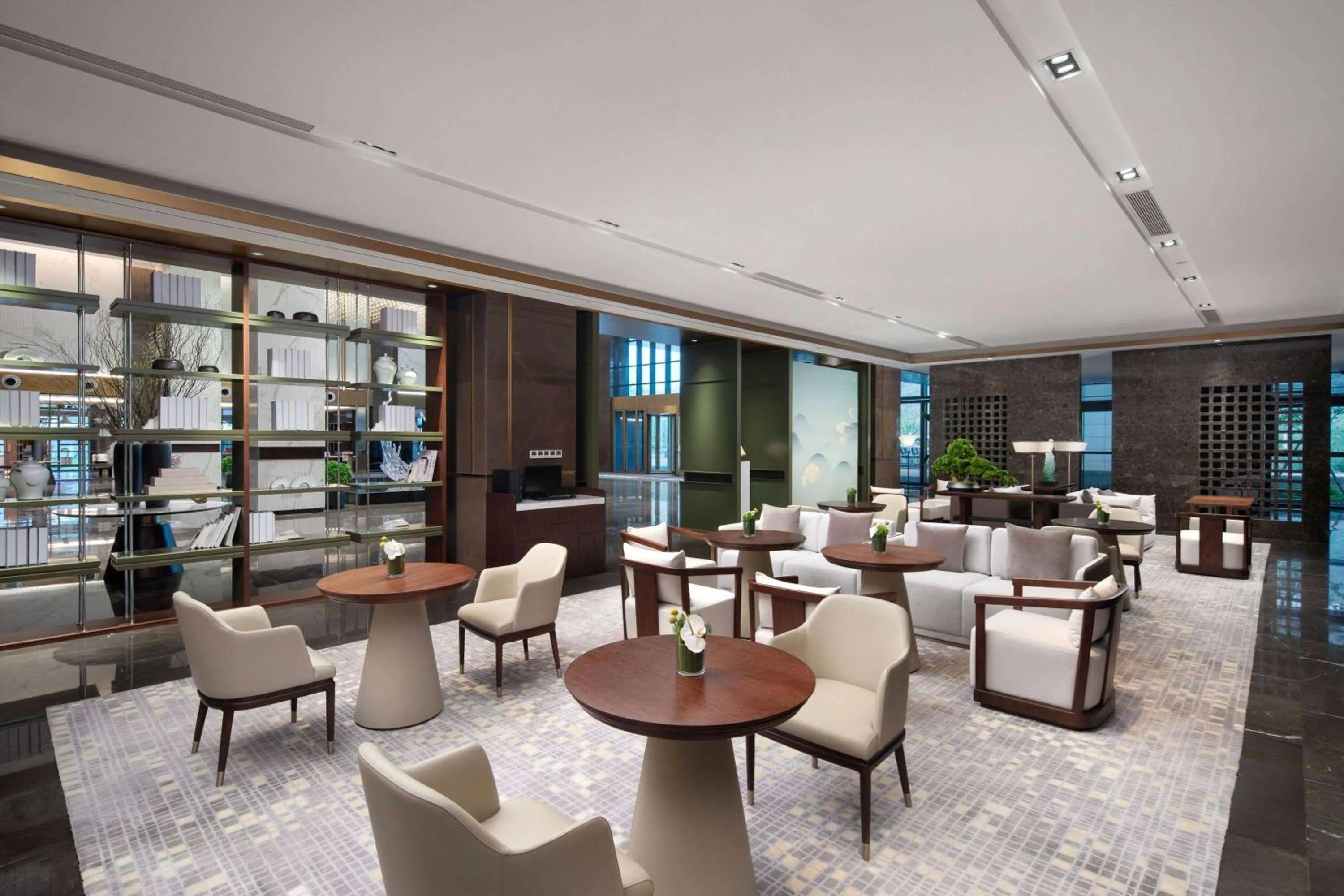 Lobby or reception in Ramada by Wyndham Taizhou West